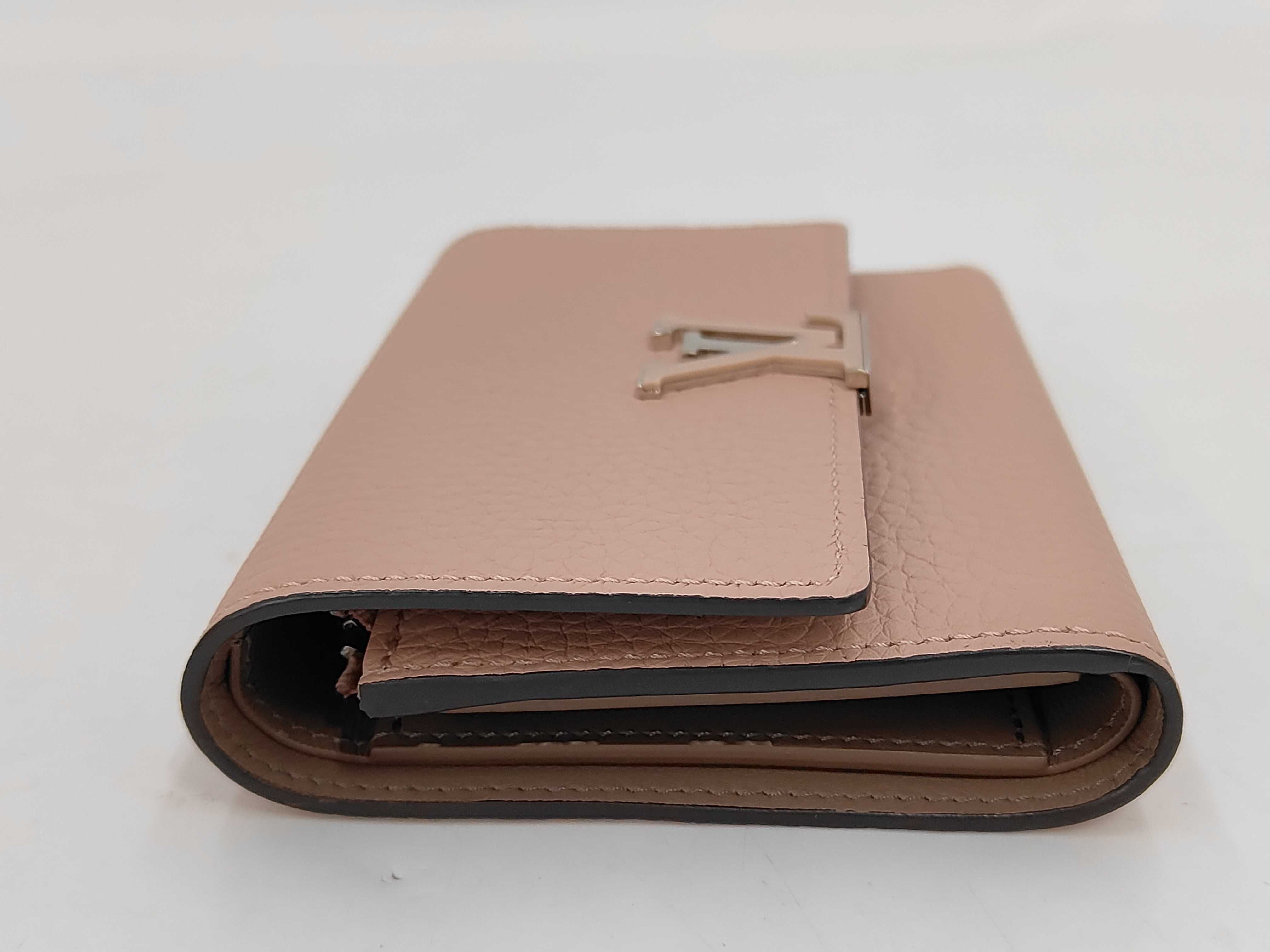 Taurillon Portefeuille Capucines Compact Magnolia M62156 Wallet — view 9