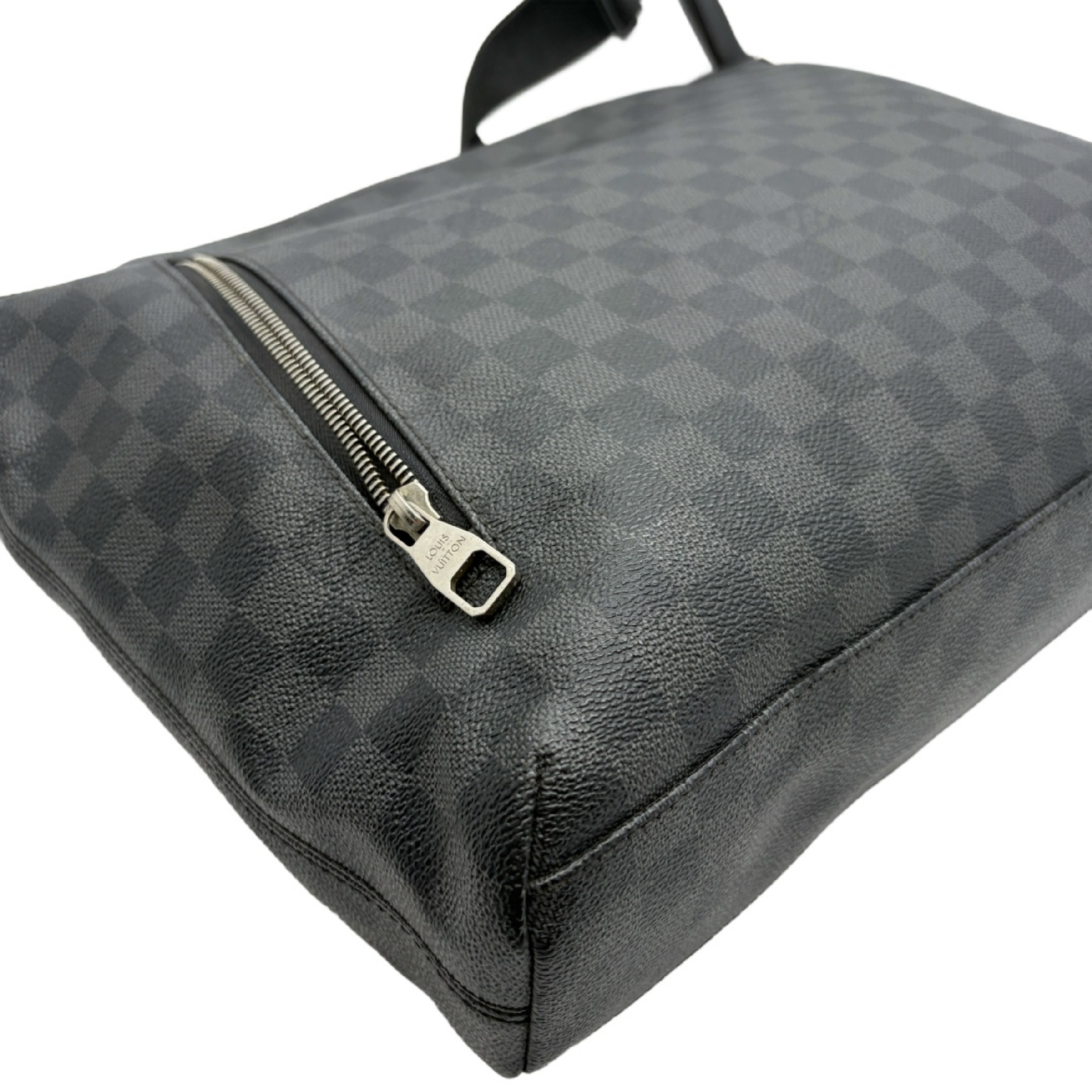 Damier Graphite Mick MM Shoulder Bag — view 5