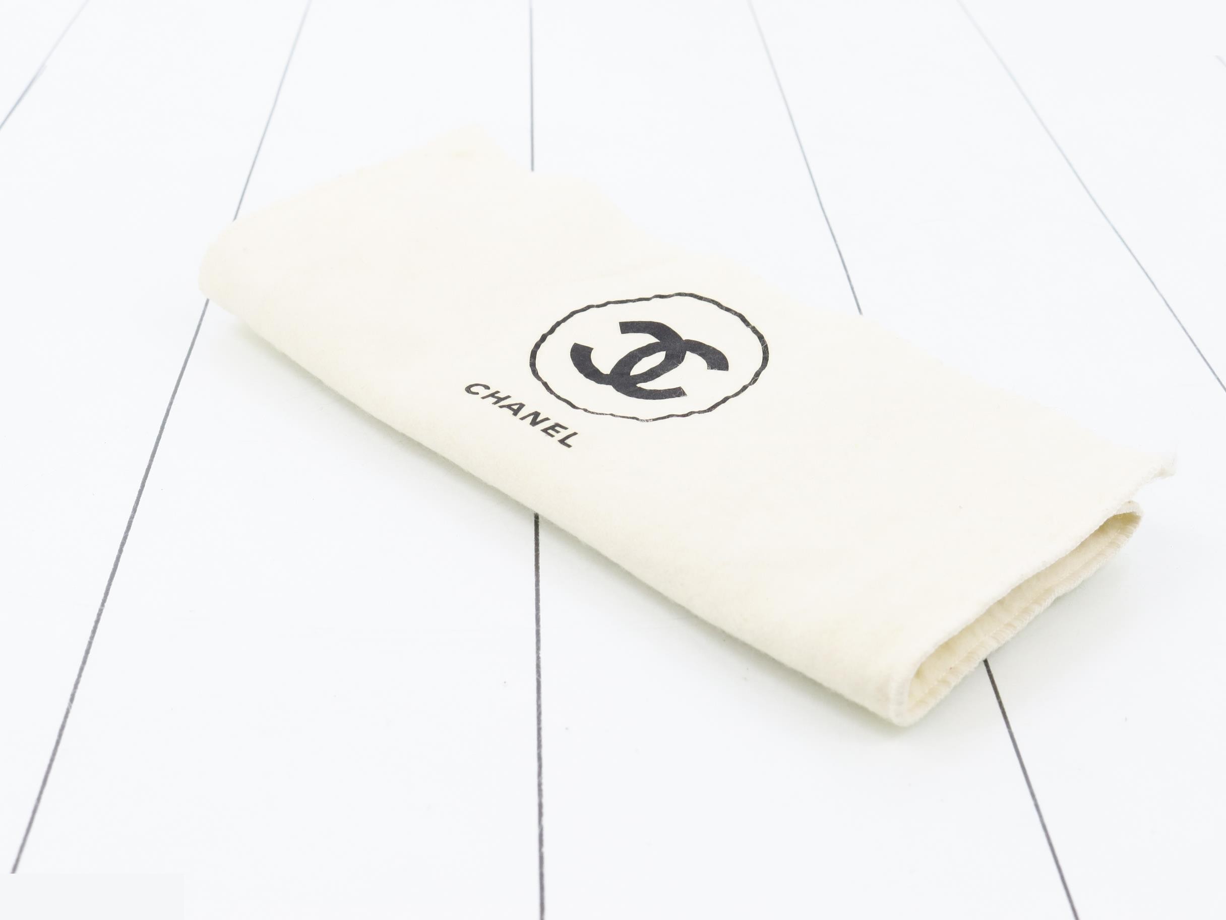 Suede (bag) — view 7