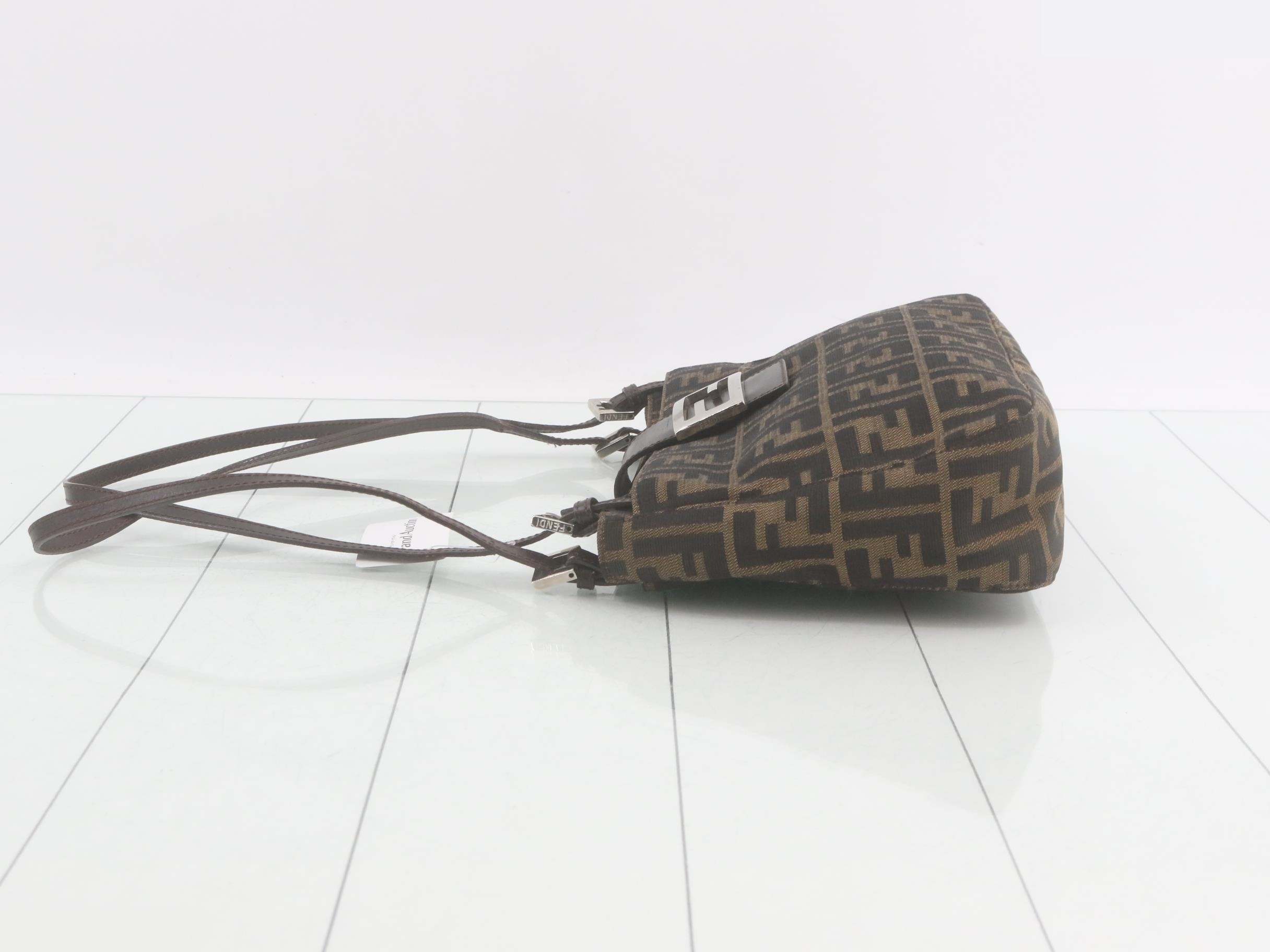 ZUCCA Mamma Bucket Shoulder Bag — view 4