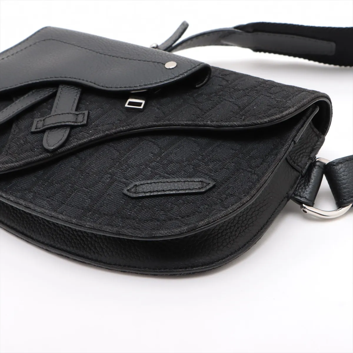 Trotter Saddle Bag Canvas x Leather Shoulder Bag Black — view 3