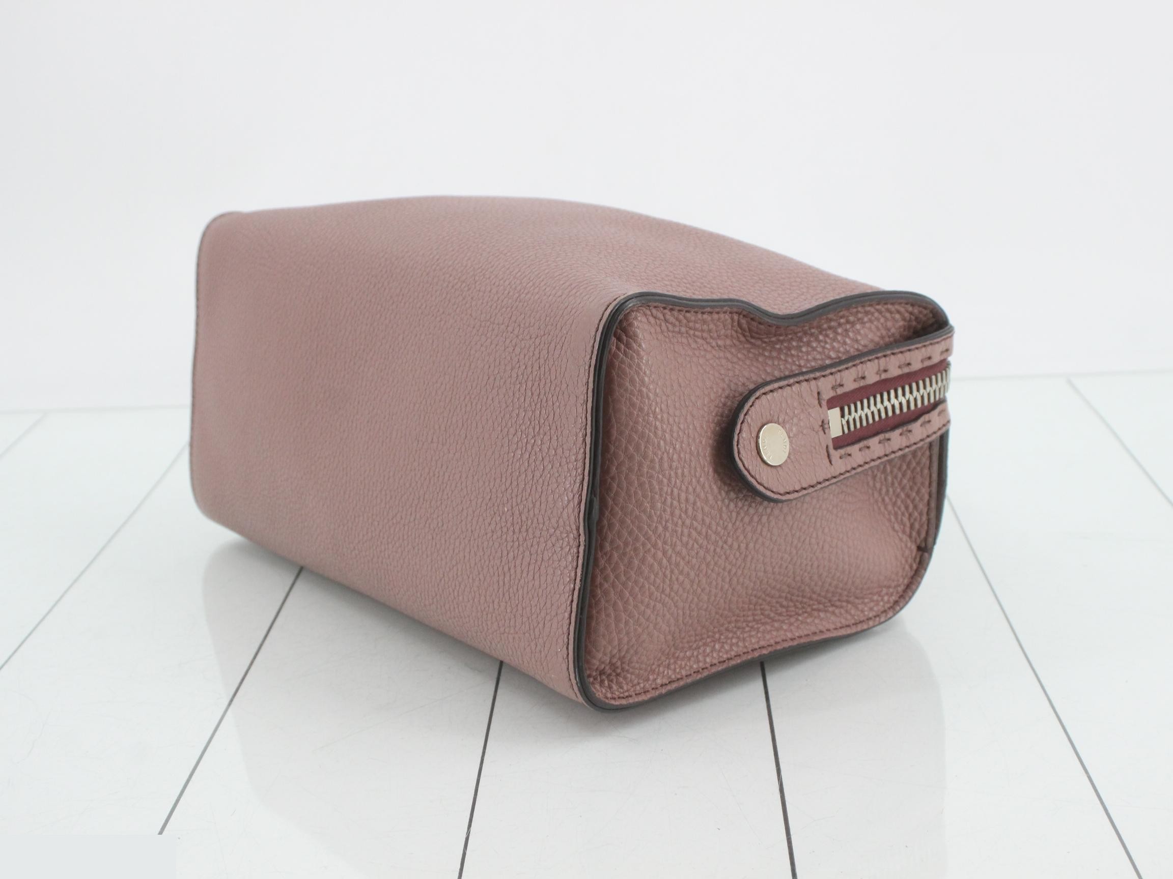 Selleria Lei handbag, leather, stitched, clochette. — view 6
