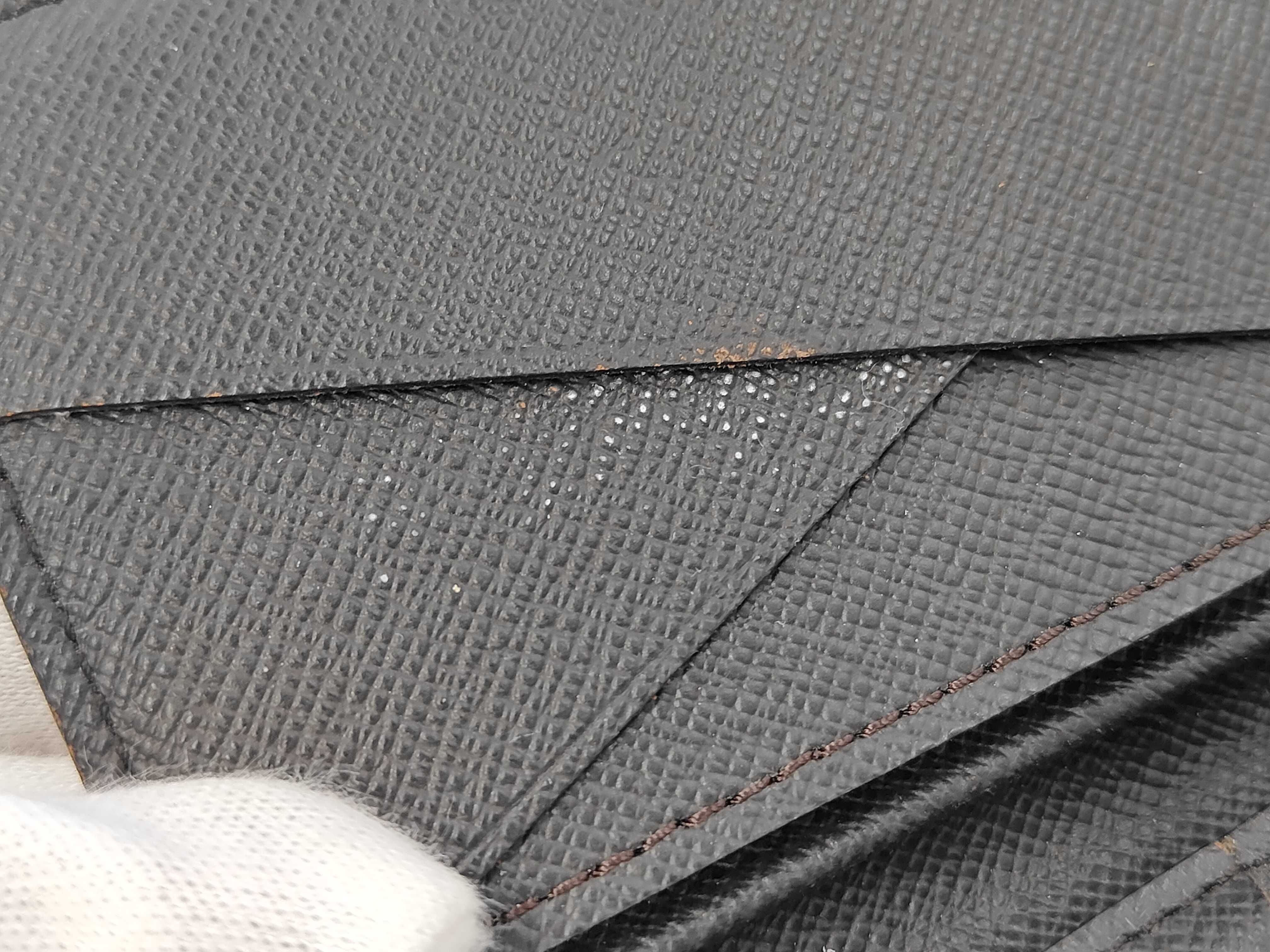 Damier Louis Vuitton Card Case — view 6