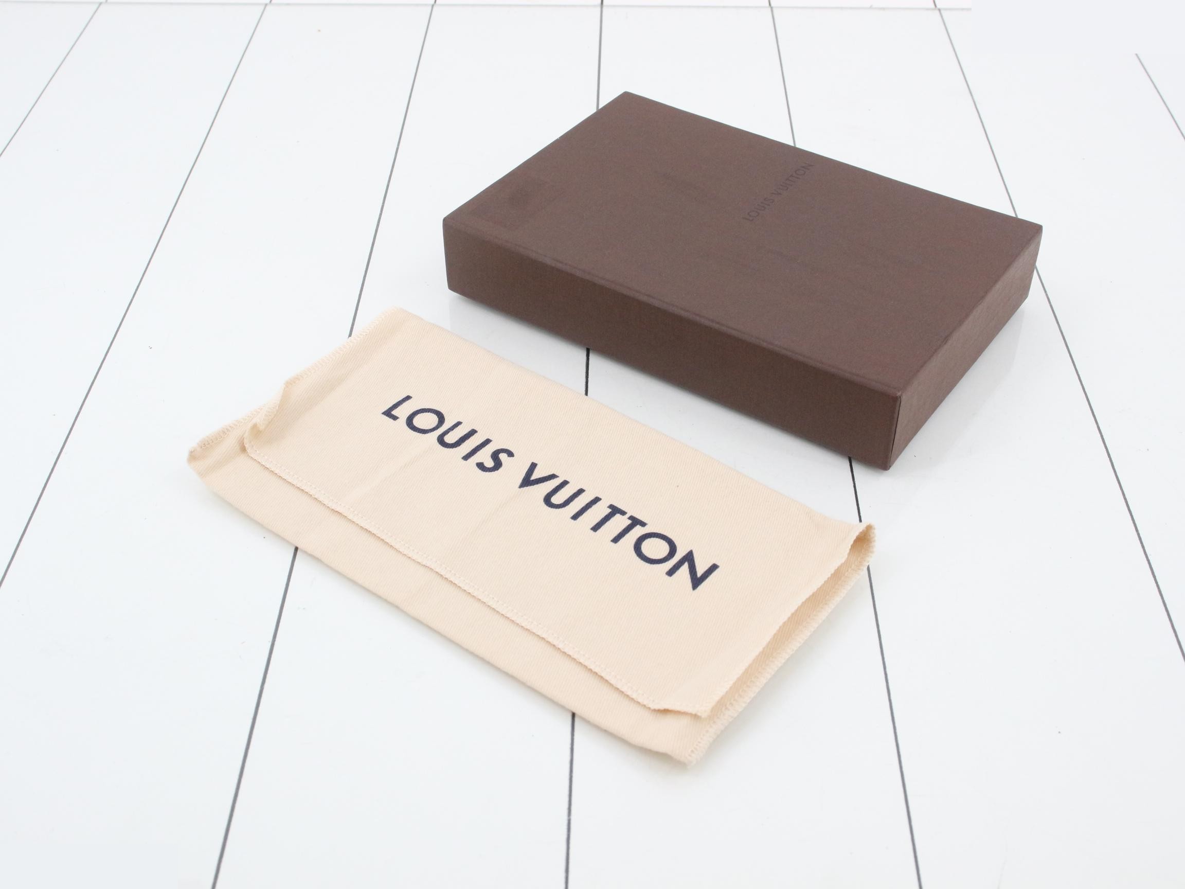 Taurillon leather Portefeuille Comet Noir (black) with dust bag. — view 5