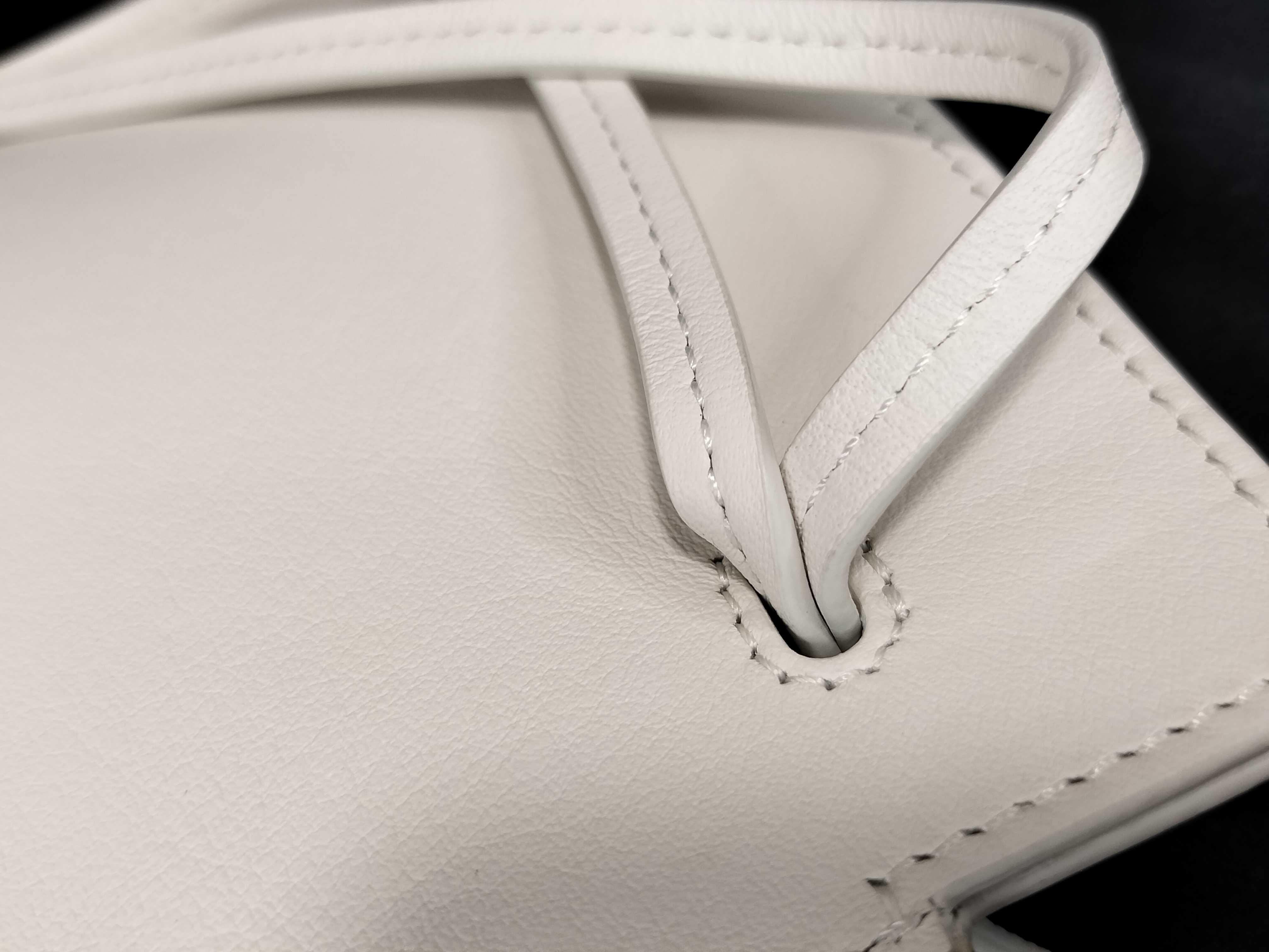 Dice Pocket Leather Shoulder Bag White Shoulder Bag — view 13