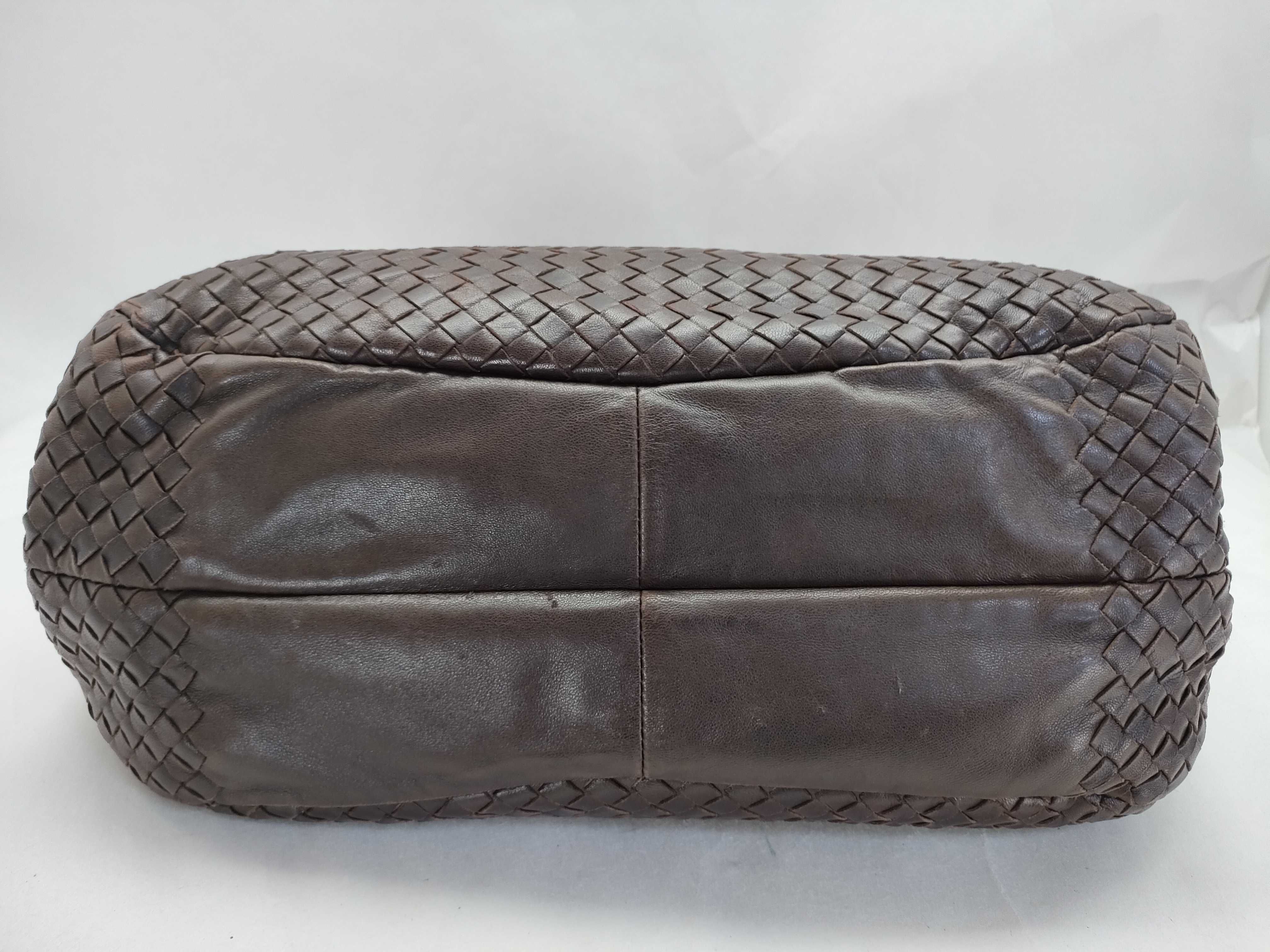 Intrecciato Campana Leather Shoulder Bag, Brown, 124864 (Shoulder Bag) — view 7