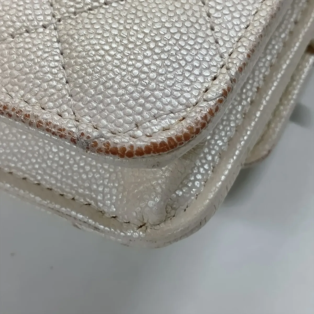 Matelassé Caviar Skin Chain Wallet, White, Silver Hardware, 28783971, Serial Number 28 — view 11
