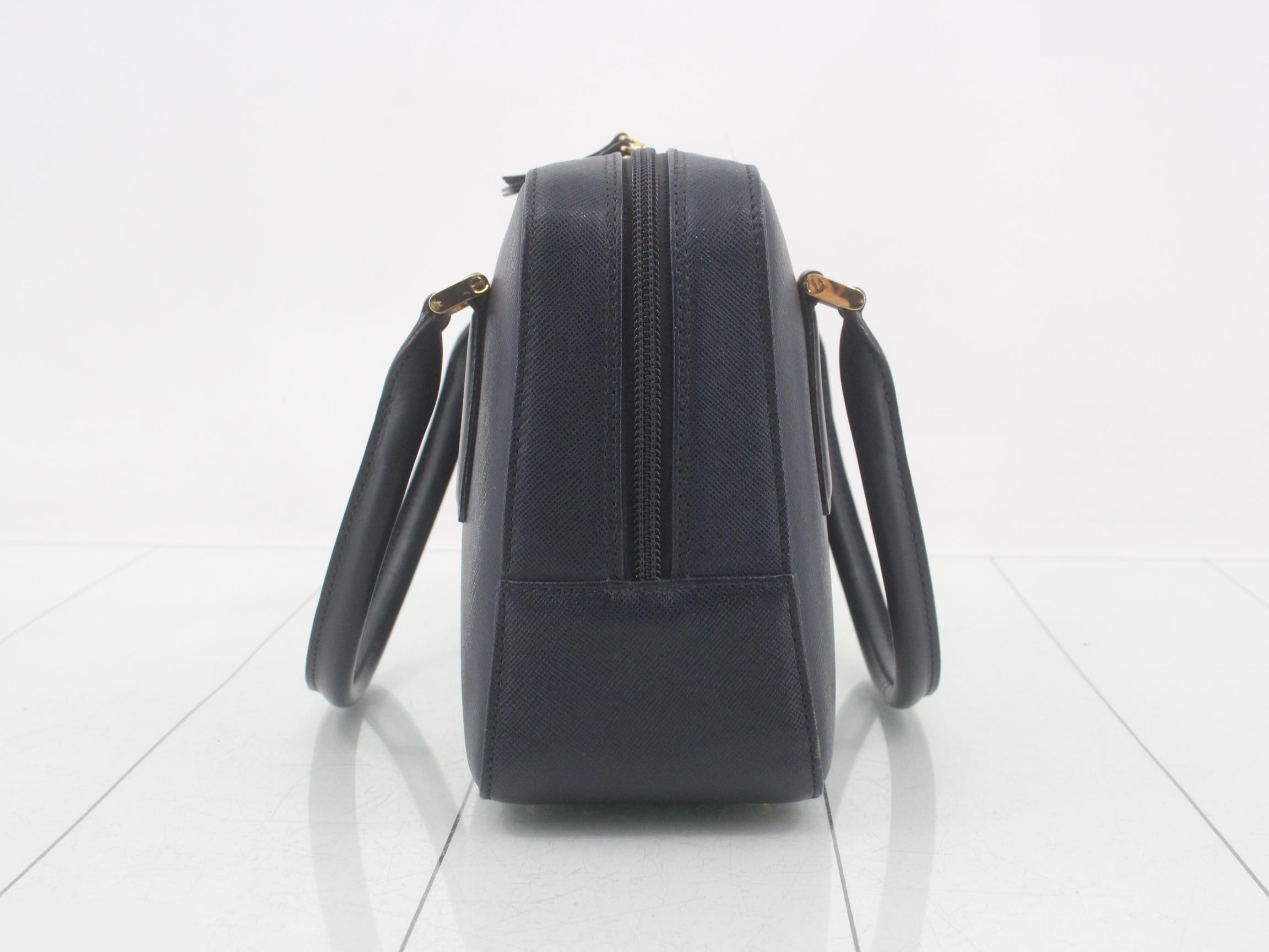 handbag — view 3