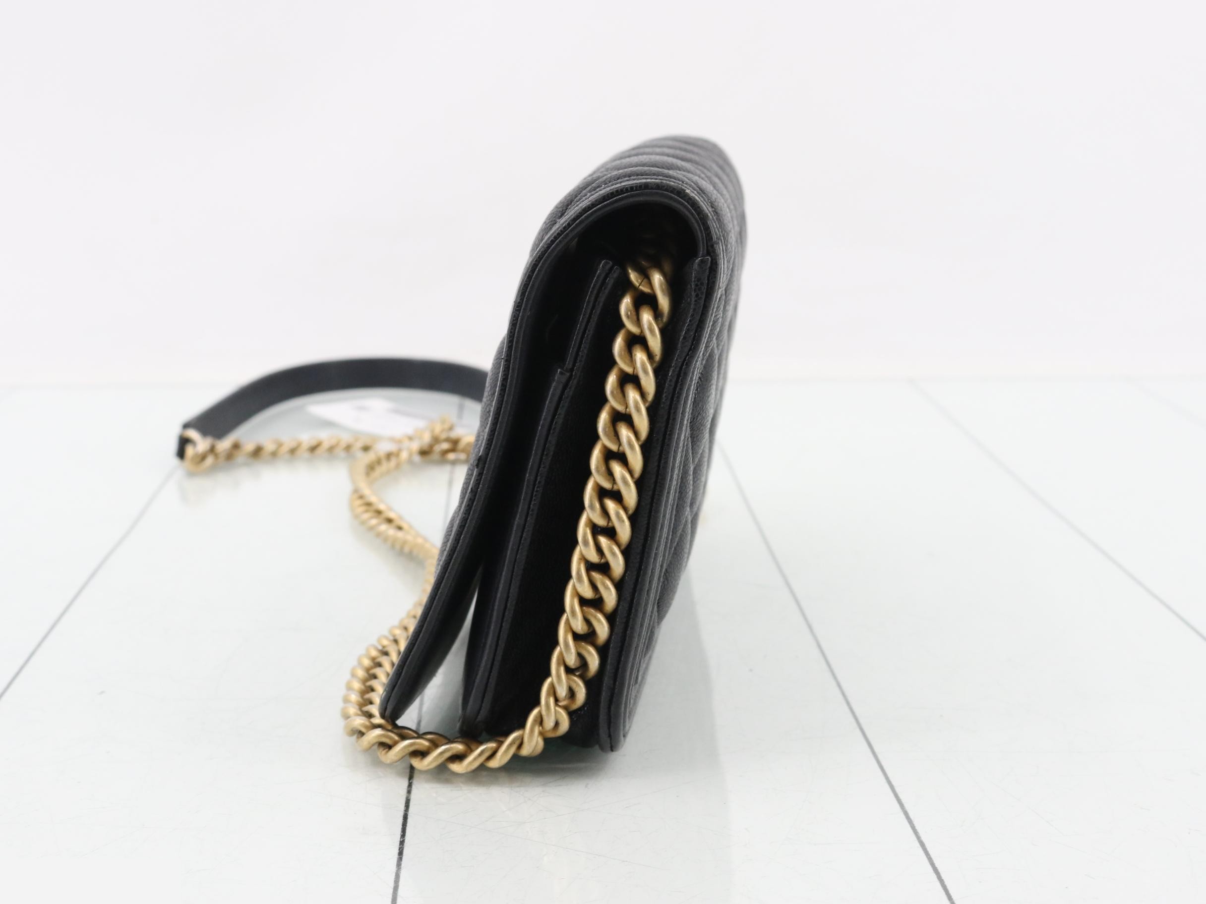 Caviar skin (bag) chain wallet — view 3