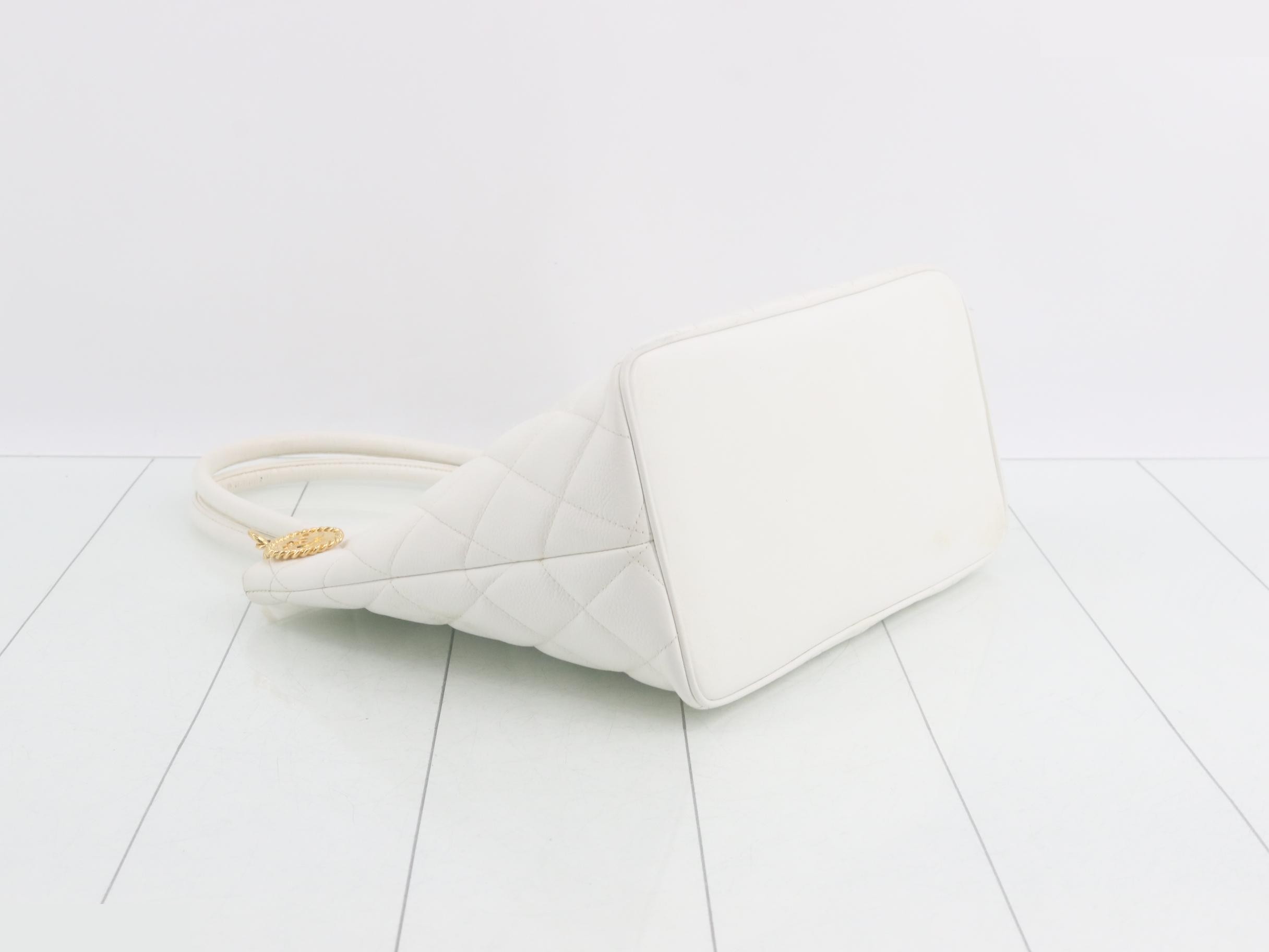 Reissue tote bag, booth #4 — view 5