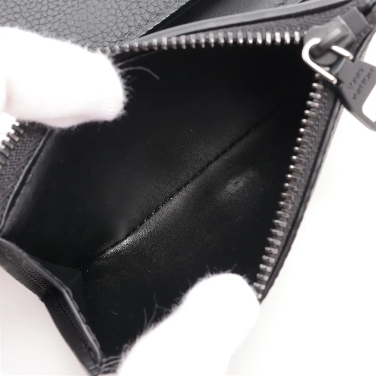 LV Aerogram Victor Wallet M26250 Black Compact Wallet (RFID detected) — view 6