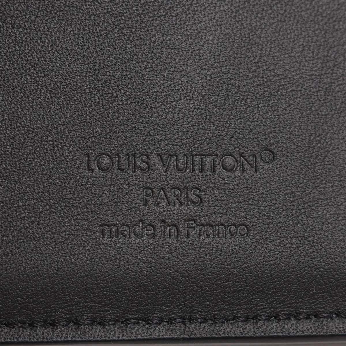 LV Aerogram Victor Wallet M26250 Black Compact Wallet (RFID detected) — view 7