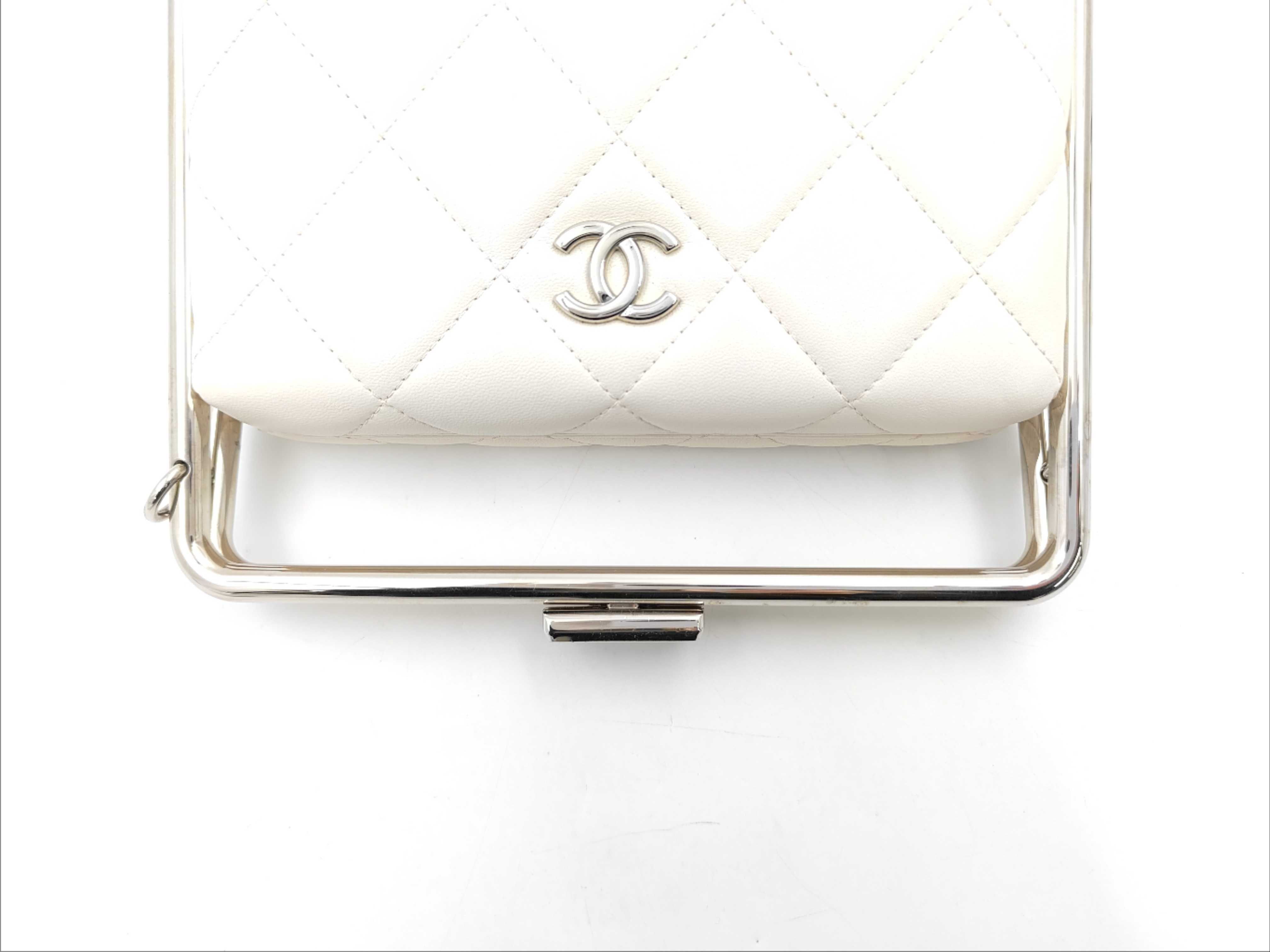 White Matelassé Shoulder Bag — view 3