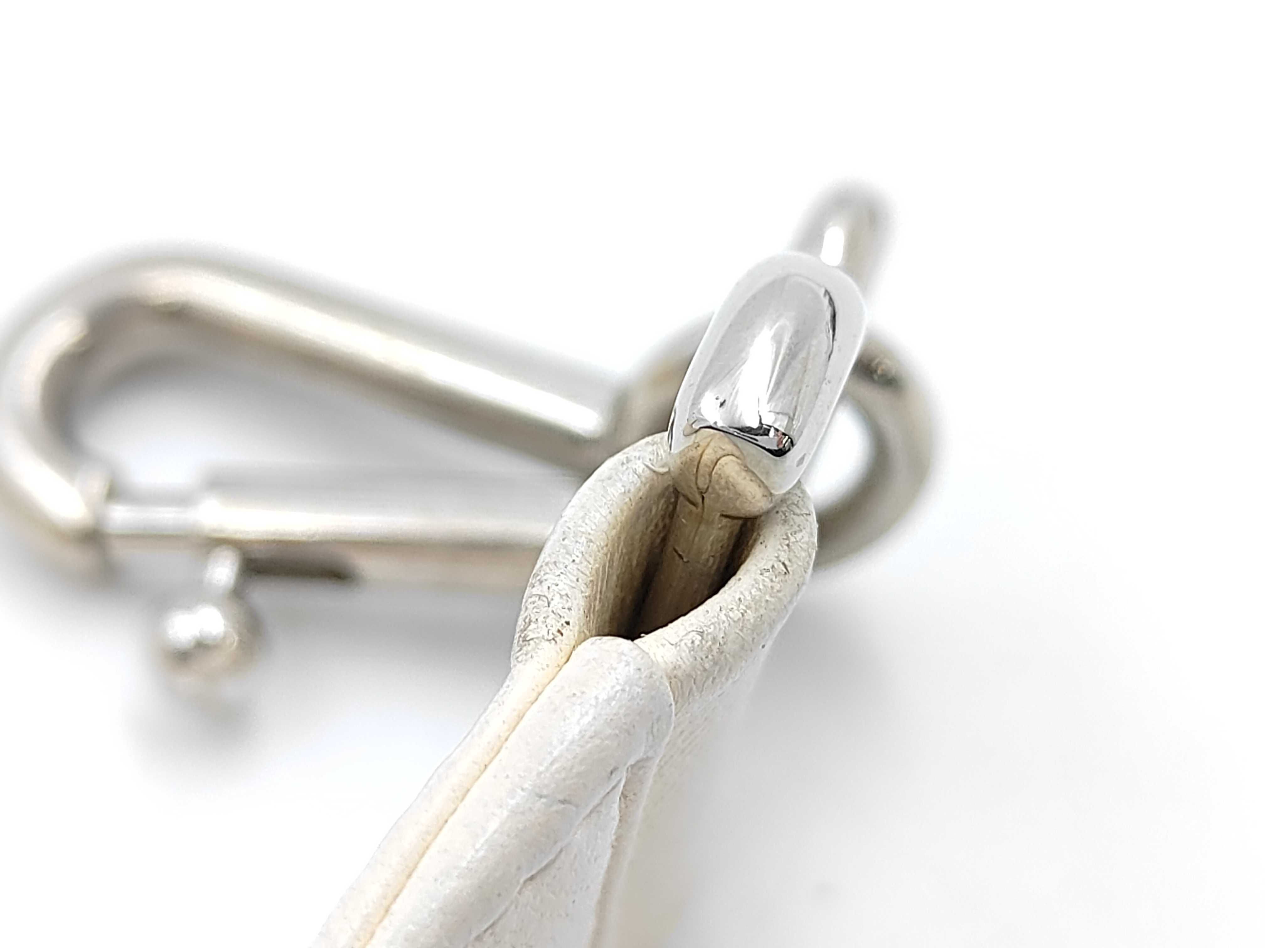 White Matelassé Shoulder Bag — view 6