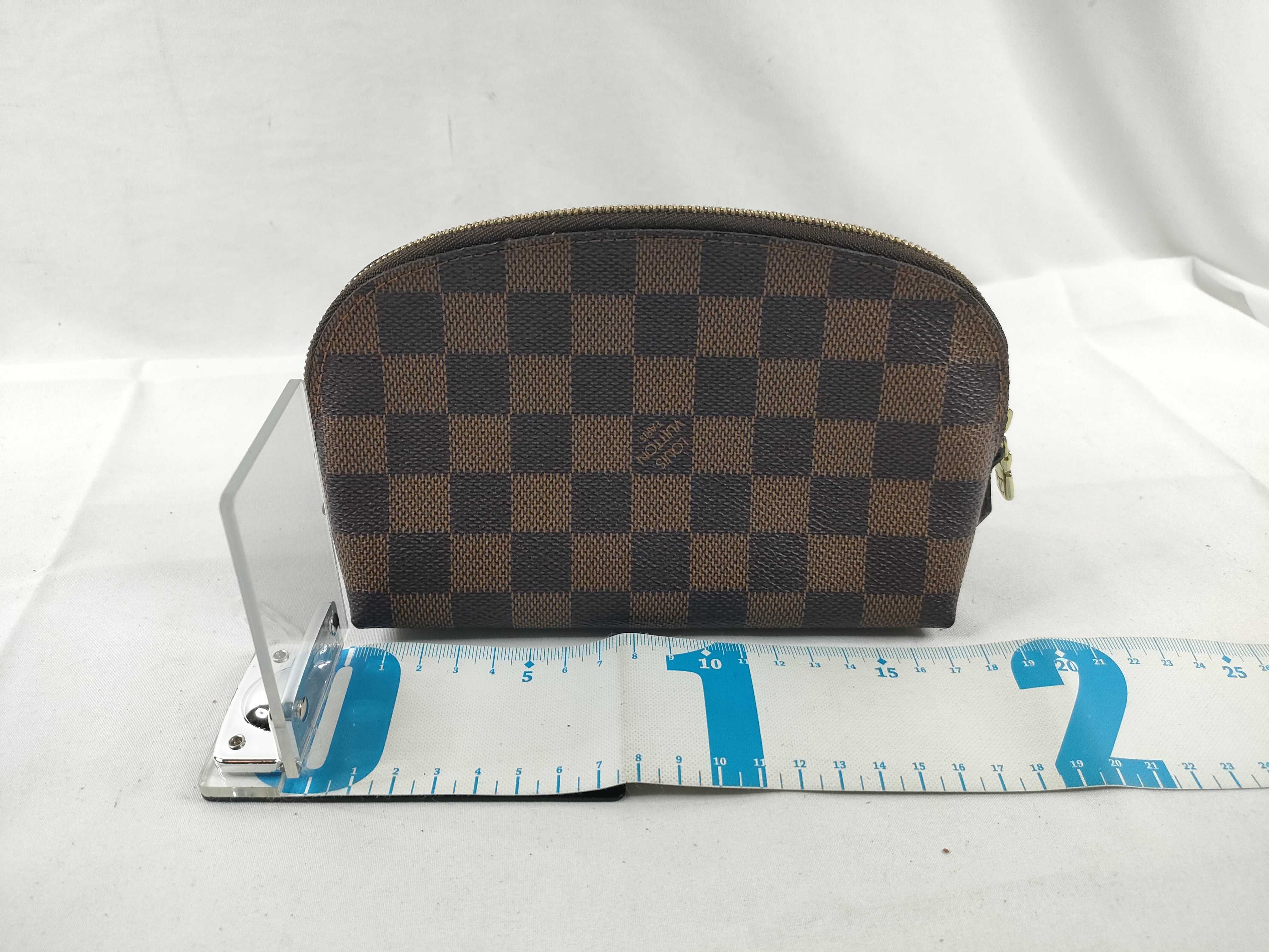 Damier LV Damier Pochette Cosmetic N47516 Pouch — view 2