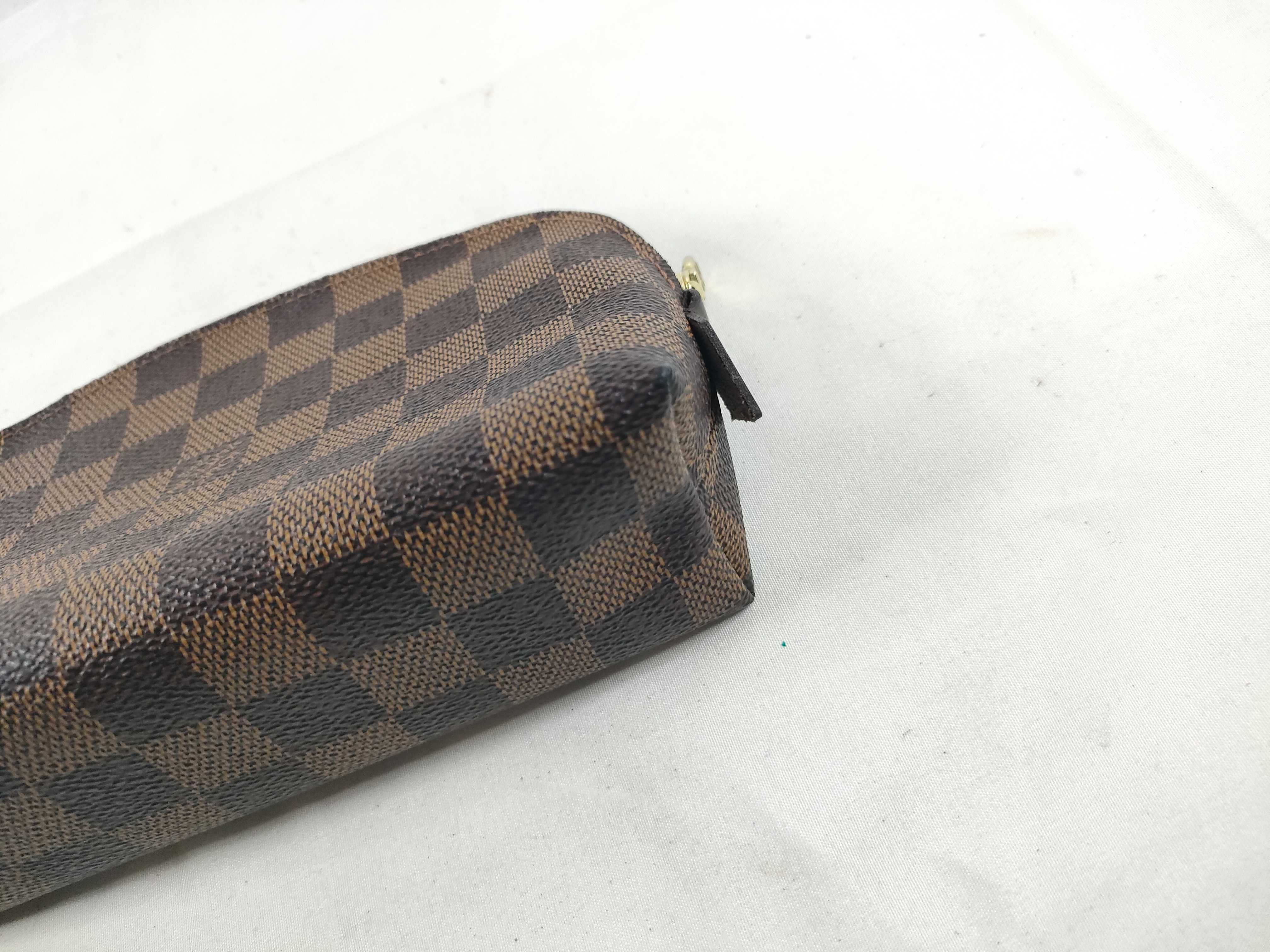 Damier LV Damier Pochette Cosmetic N47516 Pouch — view 5