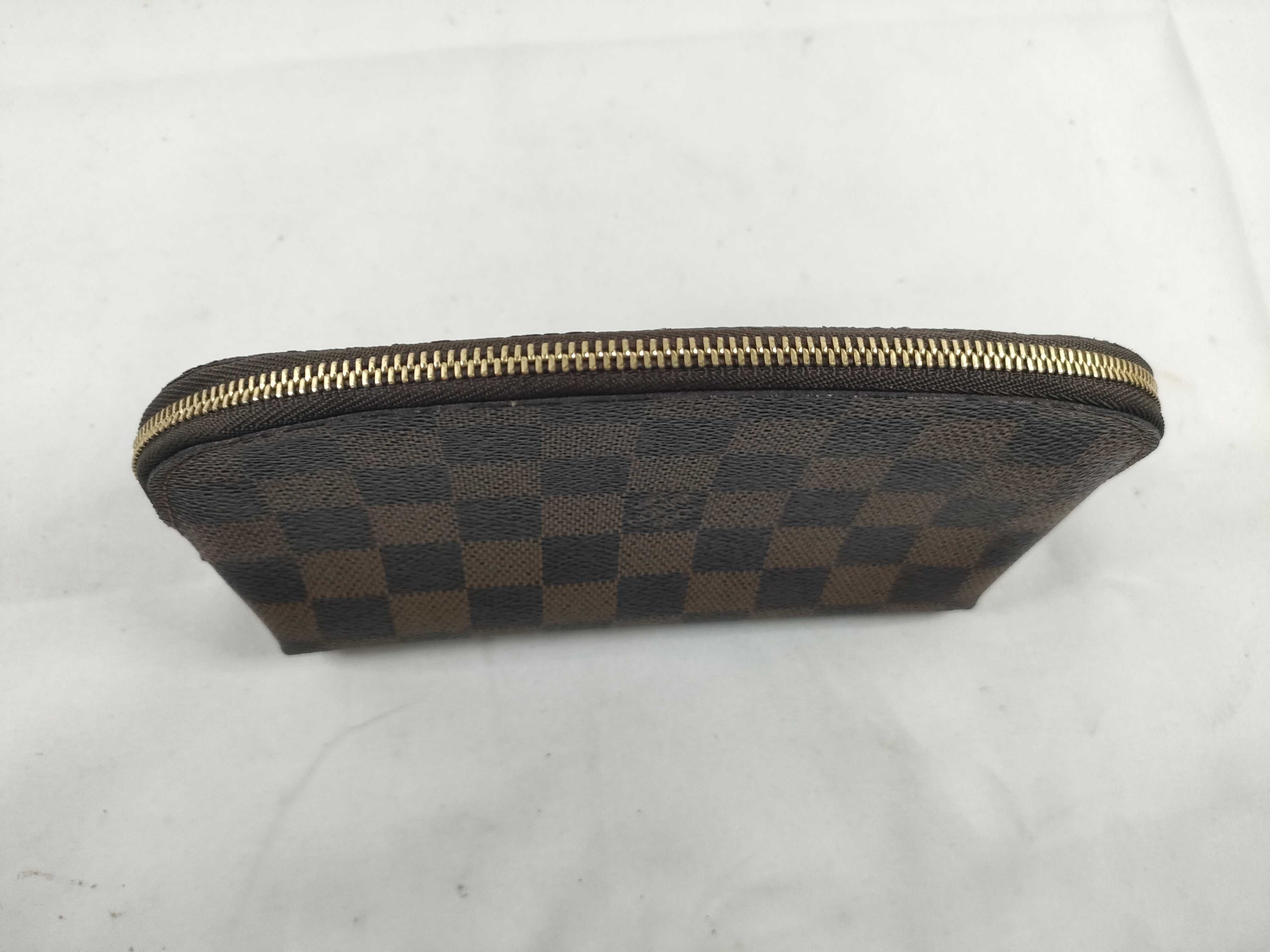 Damier LV Damier Pochette Cosmetic N47516 Pouch — view 6