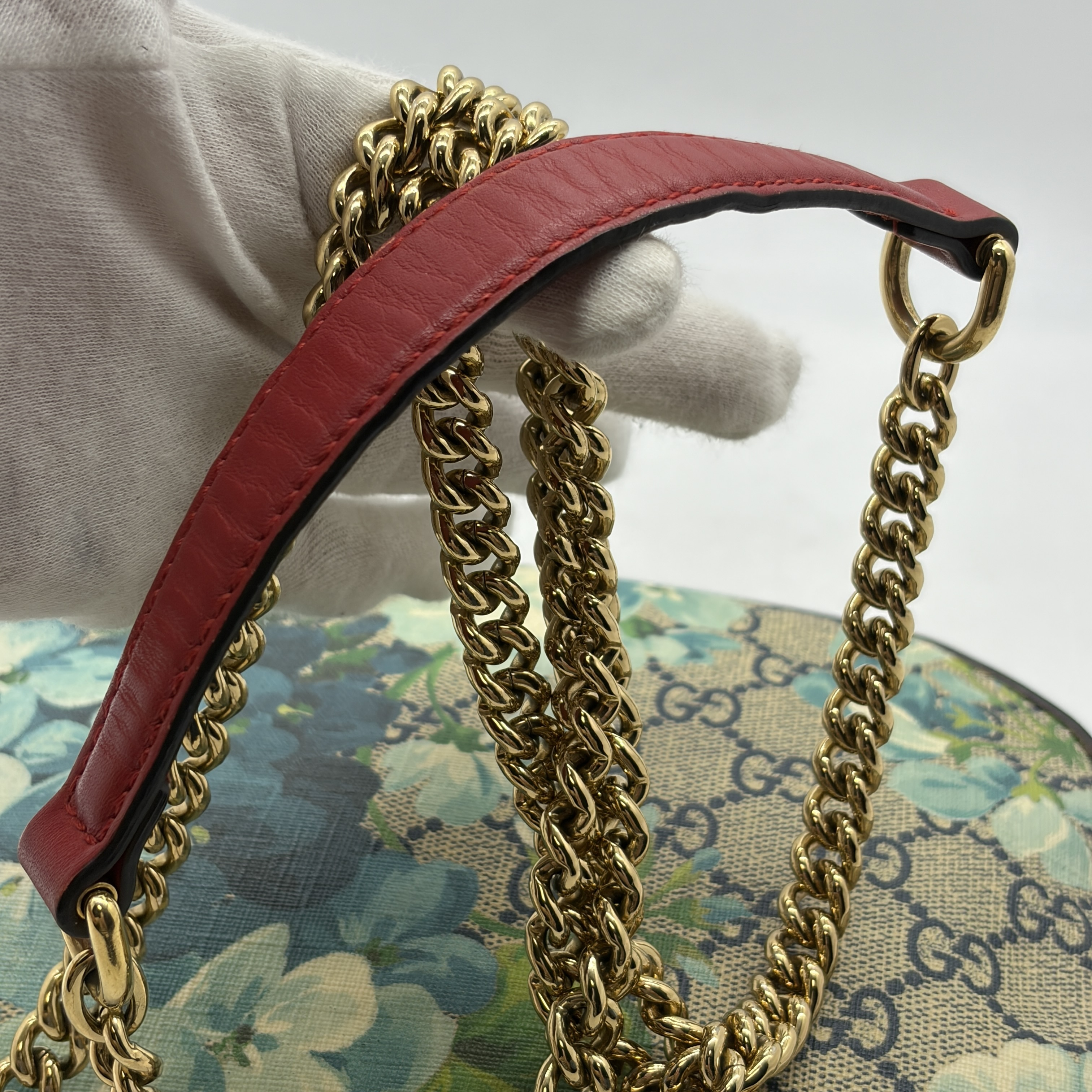 GG Blooms GG Supreme Floral Shoulder Bag Crossbody Bag Shoulder Bag — view 11