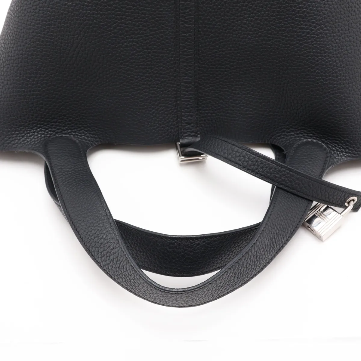 Picotin Lock 22 MM, Taurillon Clemence leather, black, silver hardware, D: 2019 — view 5