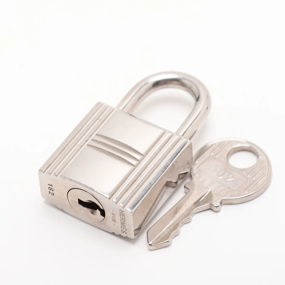 Picotin Lock 22 MM, Taurillon Clemence leather, black, silver hardware, D: 2019 — view 9