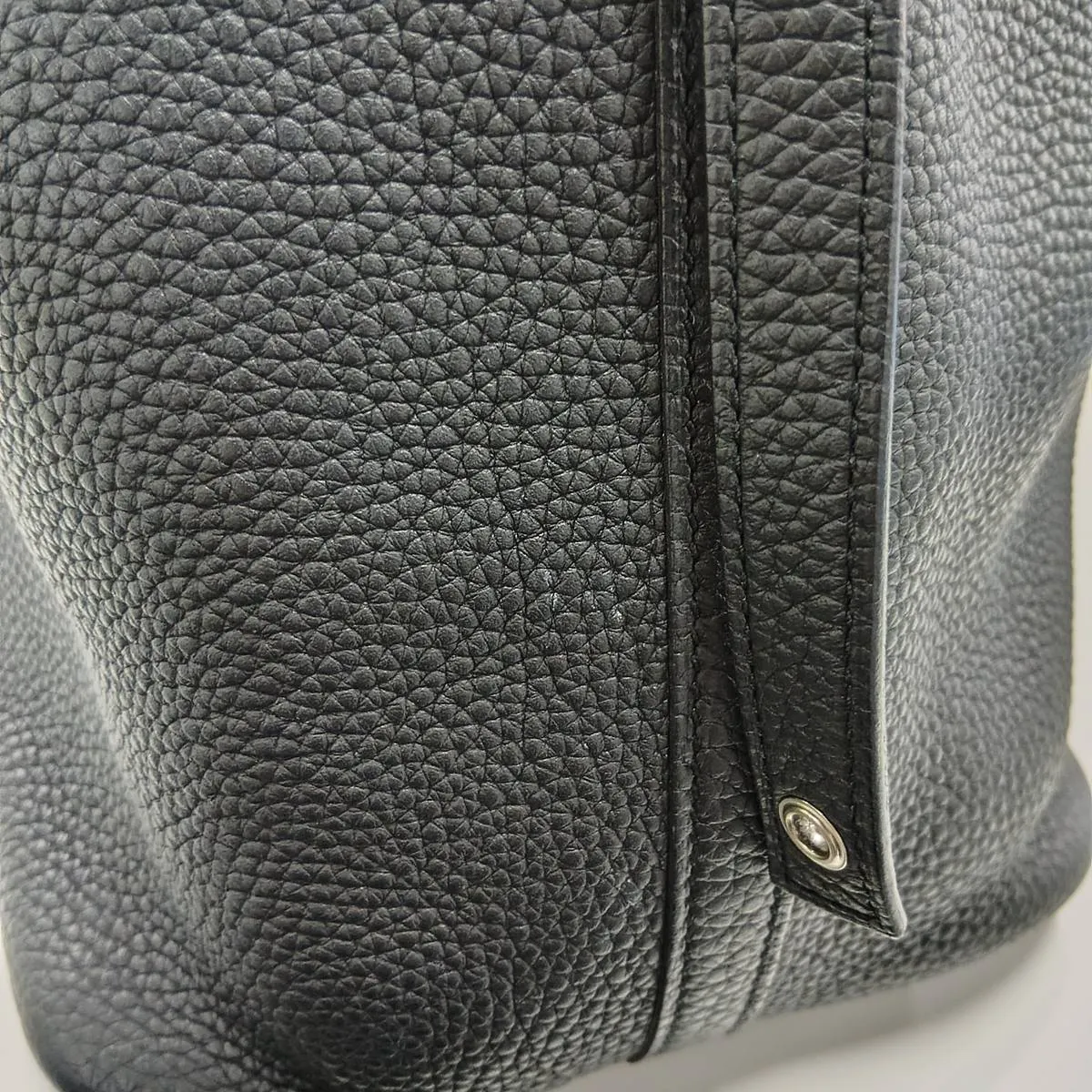 Picotin Lock 22 MM, Taurillon Clemence leather, black, silver hardware, D: 2019 — view 10