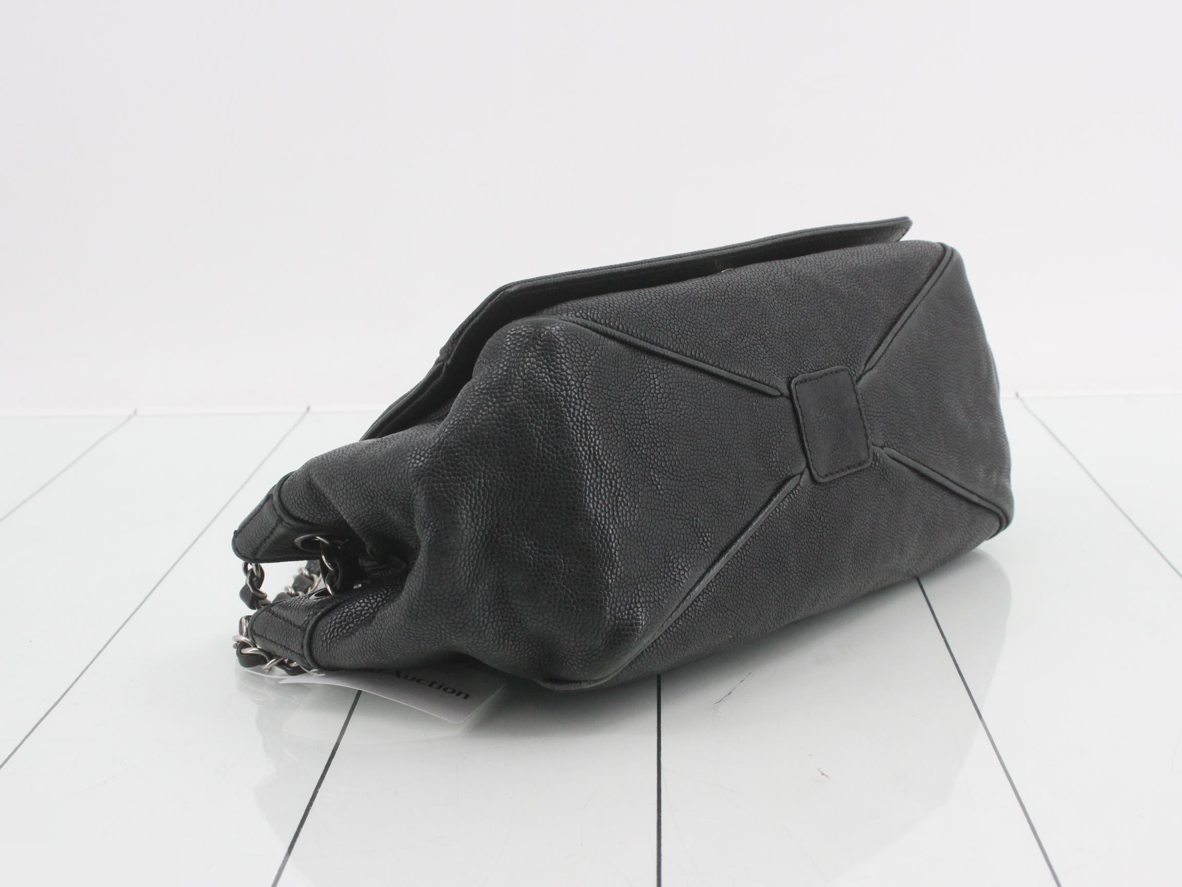 Caviar skin (bag) - Shoulder bag — view 5