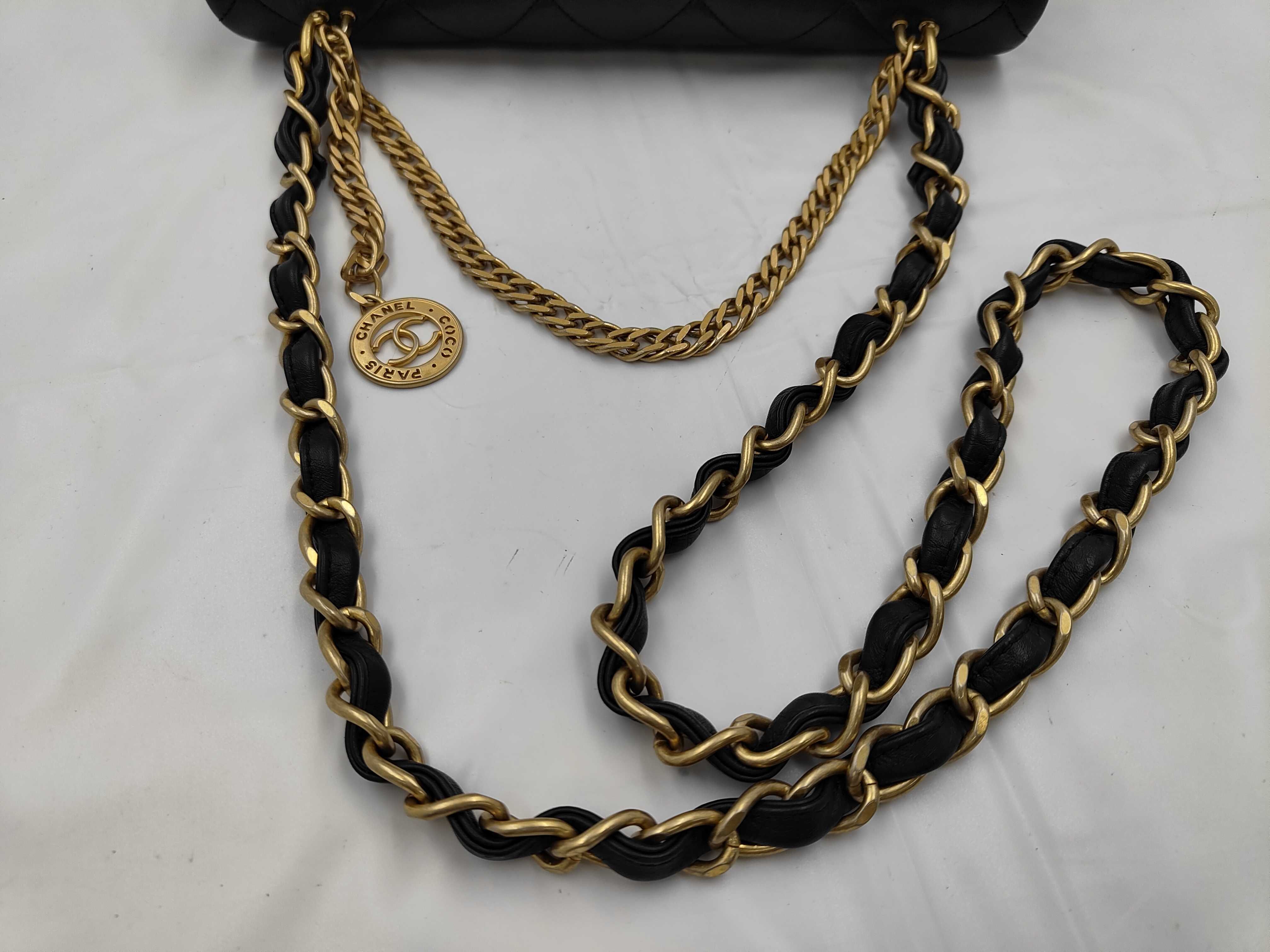 Matelassé Lambskin Black 2-Way Chain Shoulder Bag — view 3