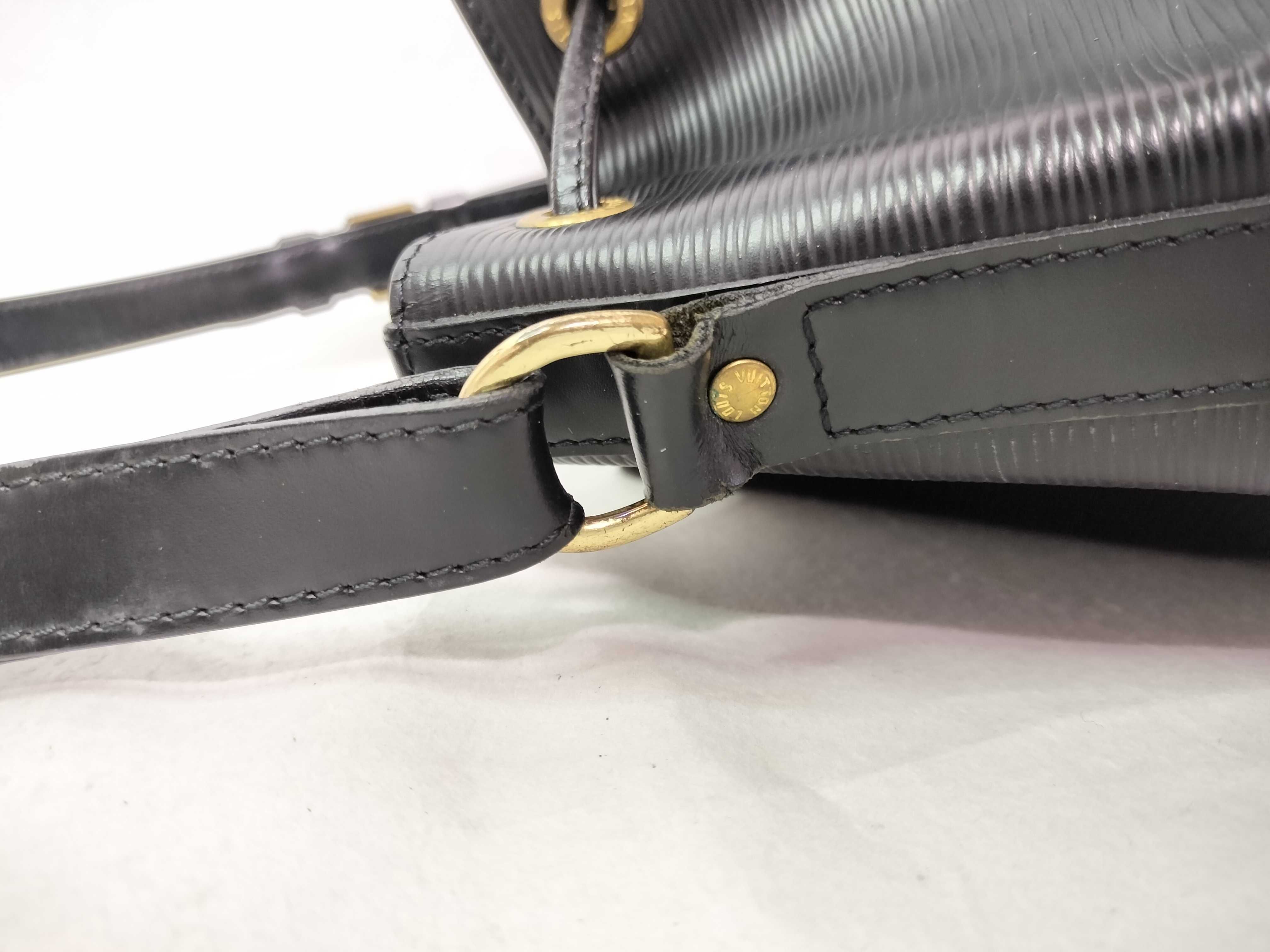 Epi Louis Vuitton Noe Epi M44102 Shoulder Bag — view 8
