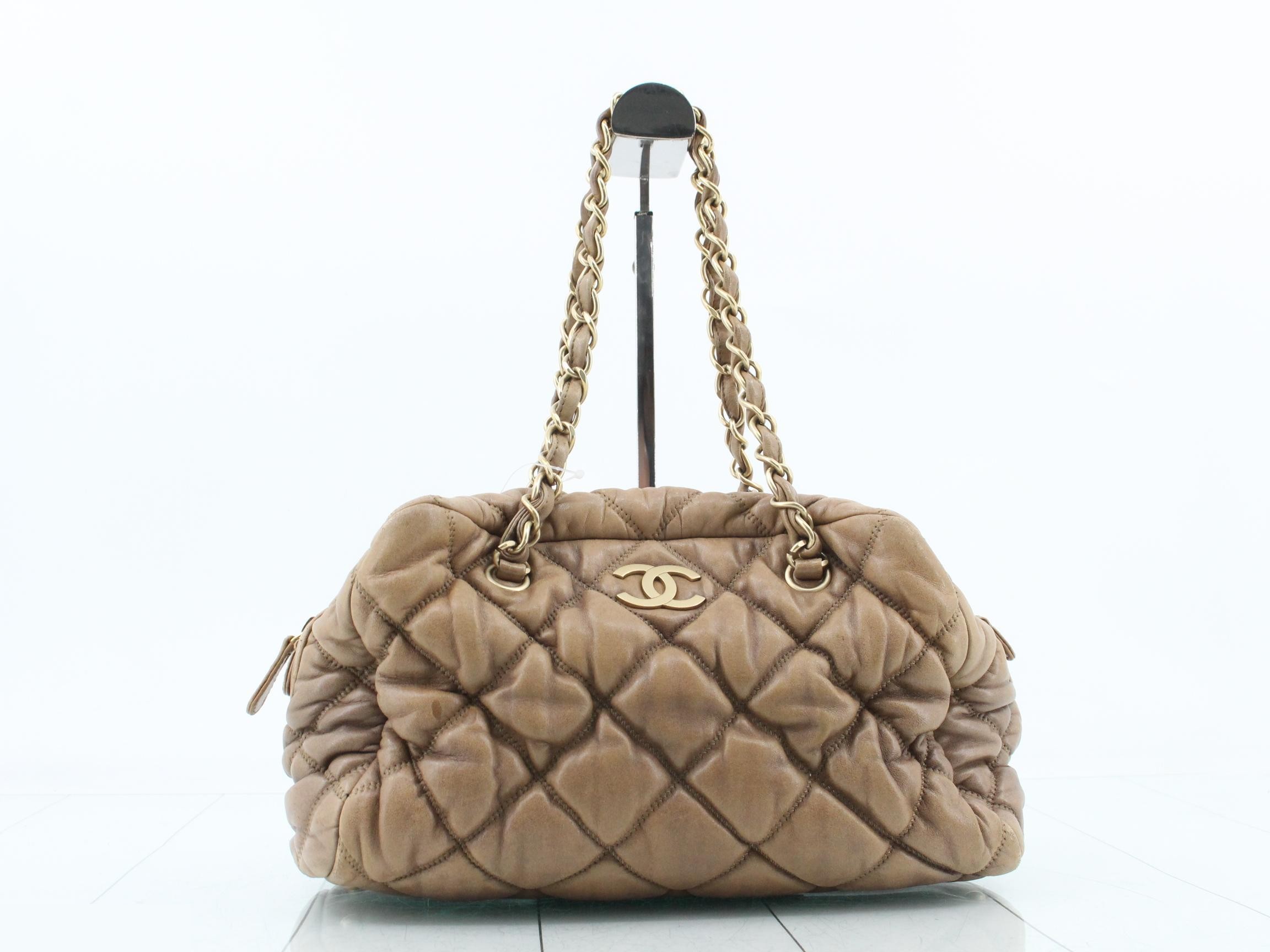 Matelassé handbag