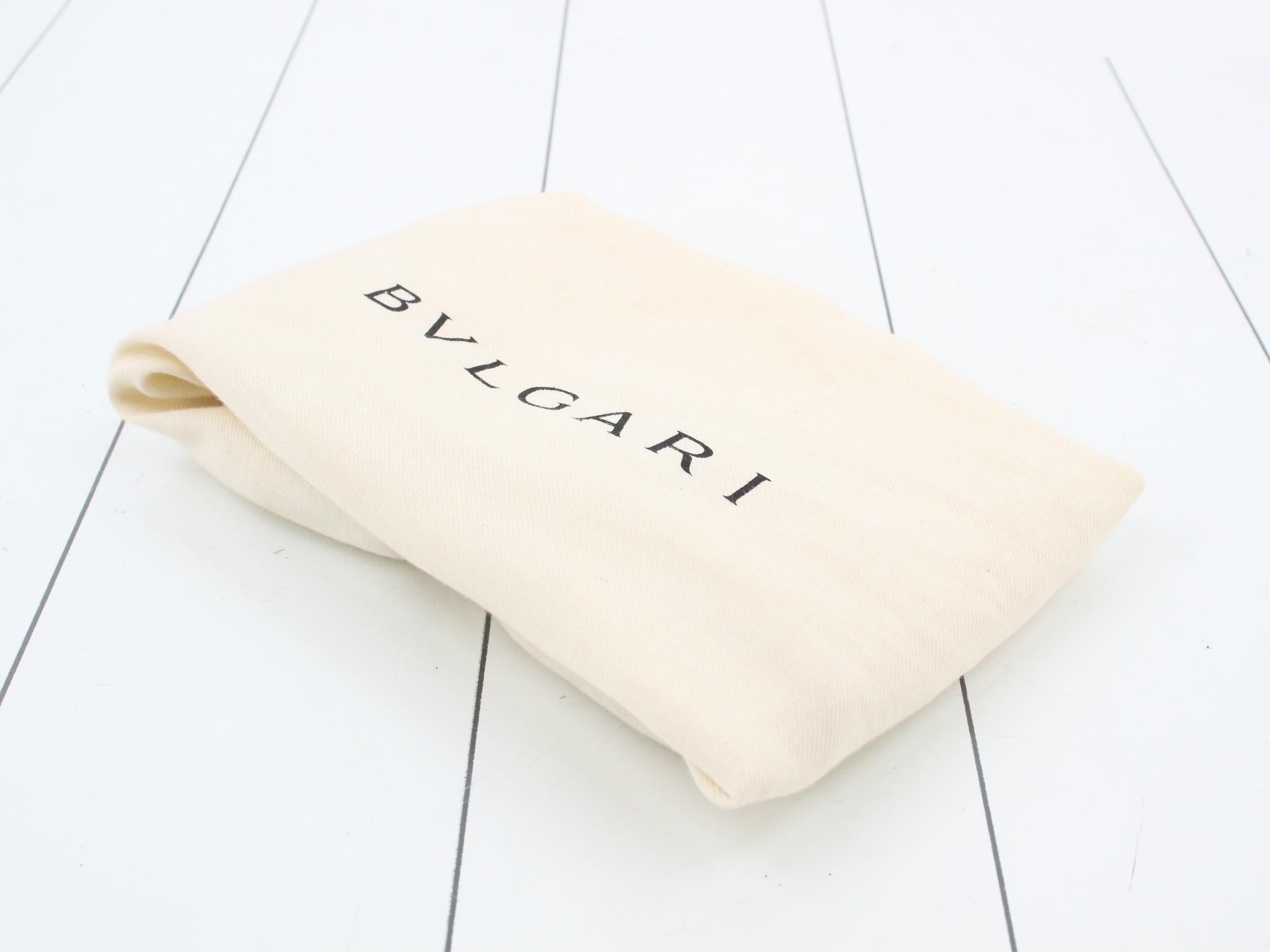 Logo Mania (Bag) - Shoulder Bag — view 7