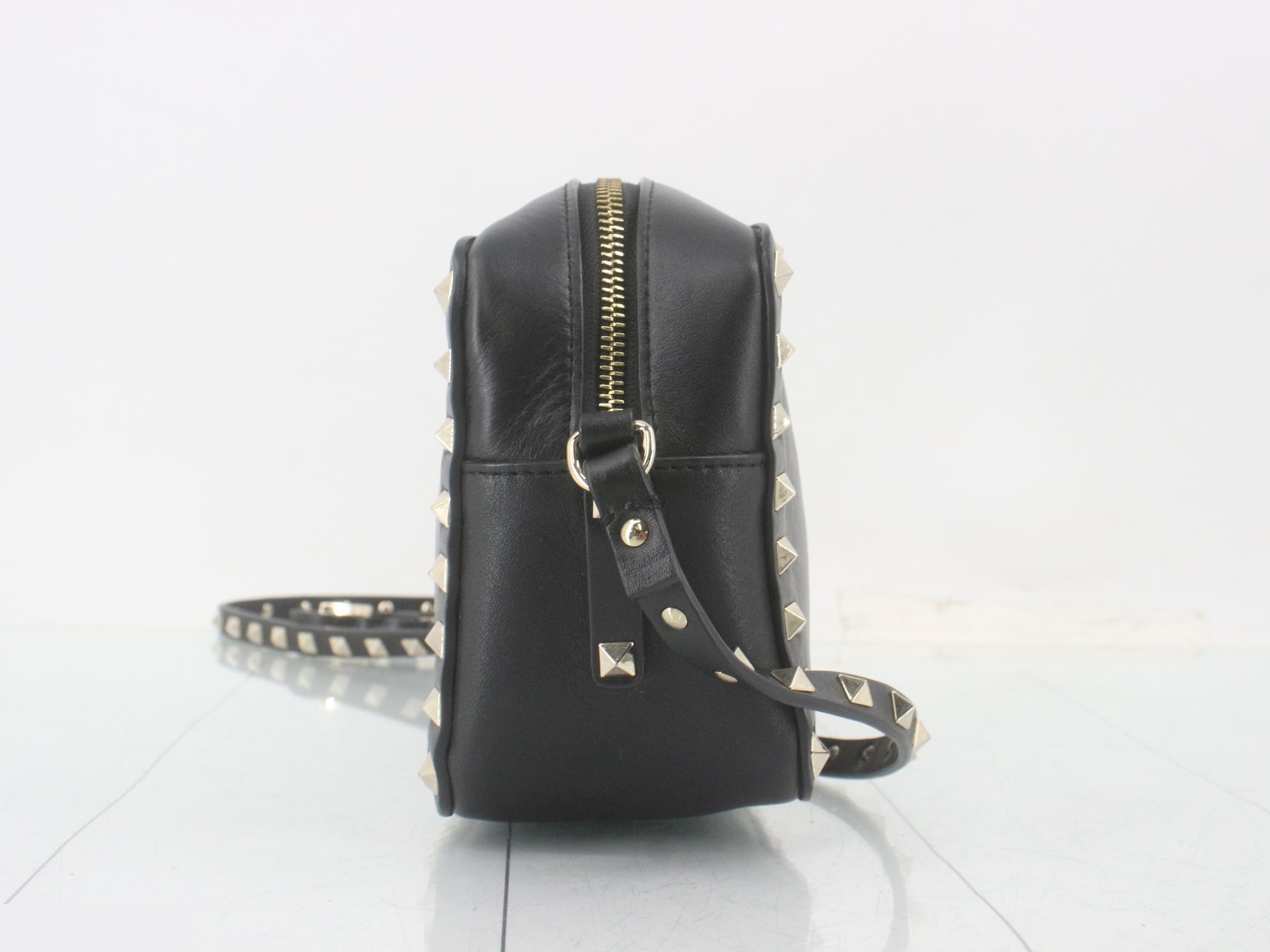Other lines: Bags/Shoulder bags, Leather, Studs, Black — view 4