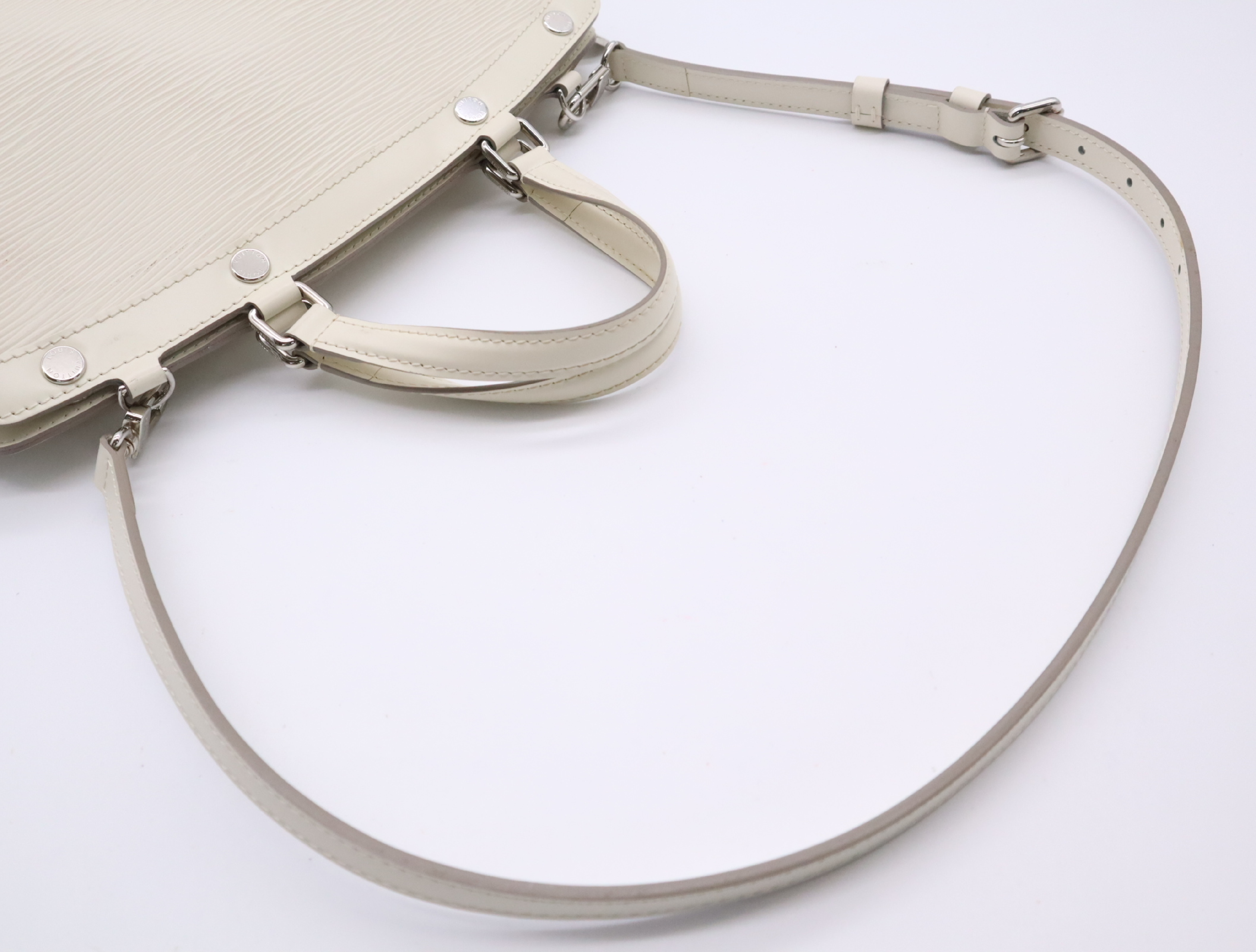 M40330 Epi Blair MM Ivoire Handbag with Shoulder Strap — view 12