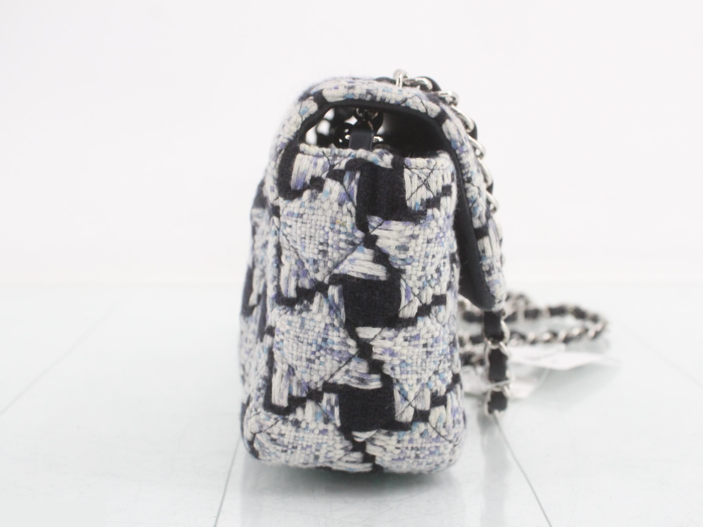 Tweed Coco Mark Chain Shoulder Bag — view 4