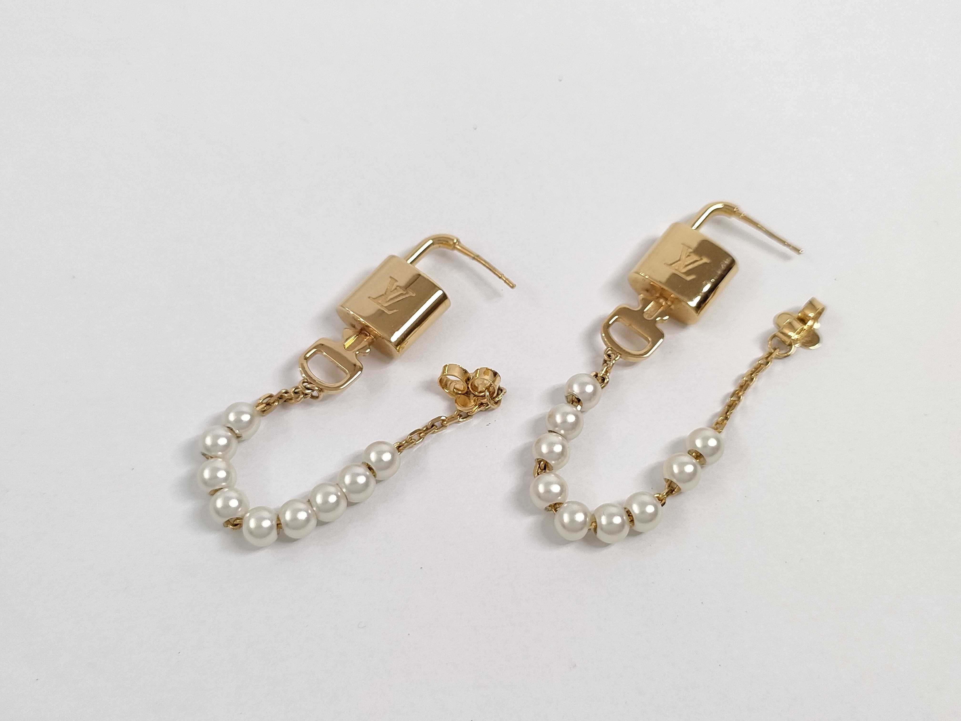 Pearl Rock Earrings (with pouch) — view 4