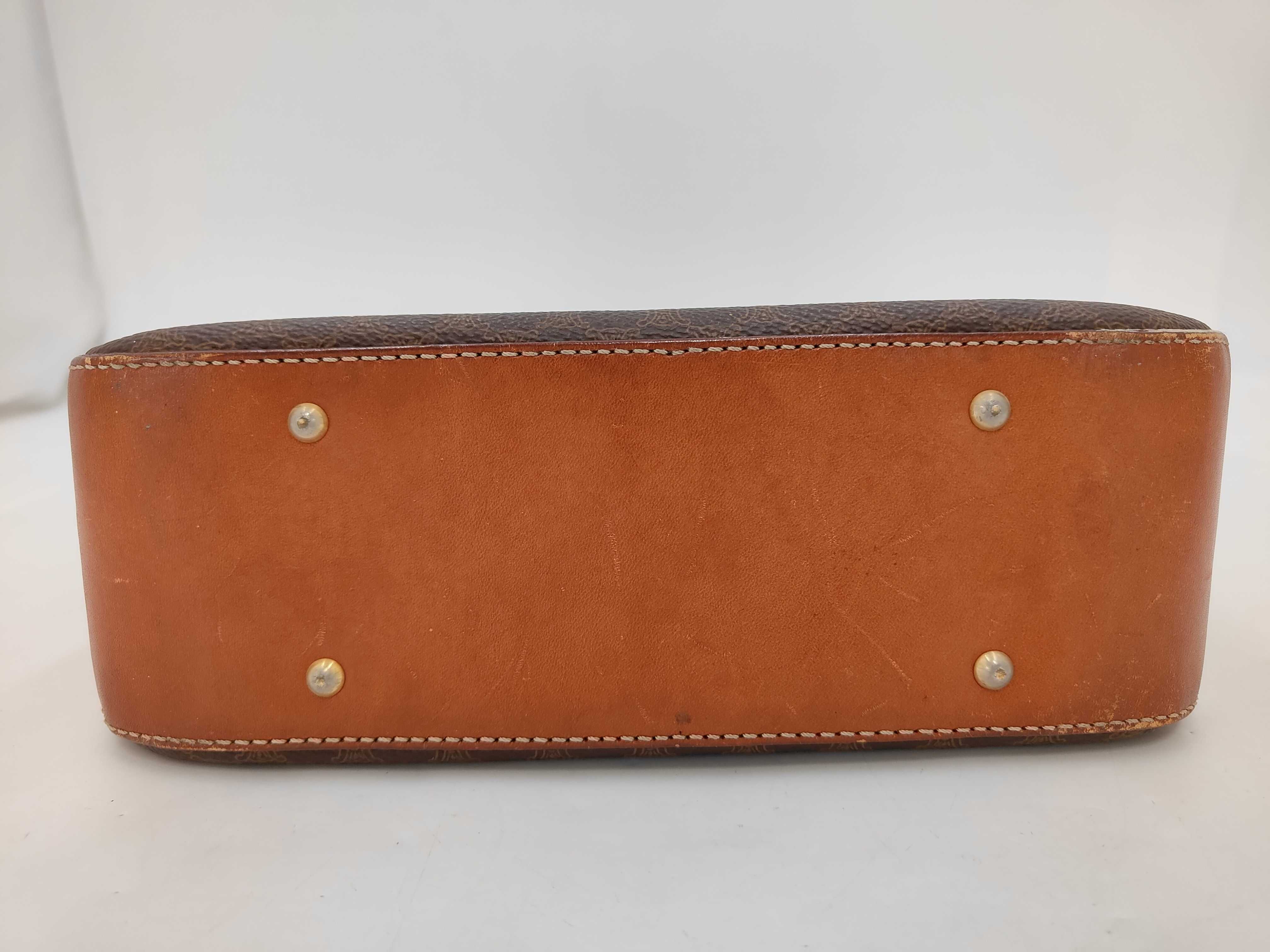 brand handbag — view 7
