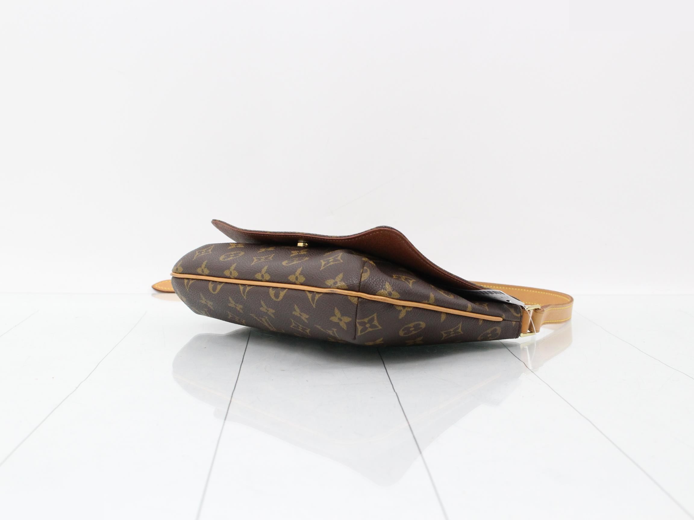 Musette Shoulder Bag — view 6