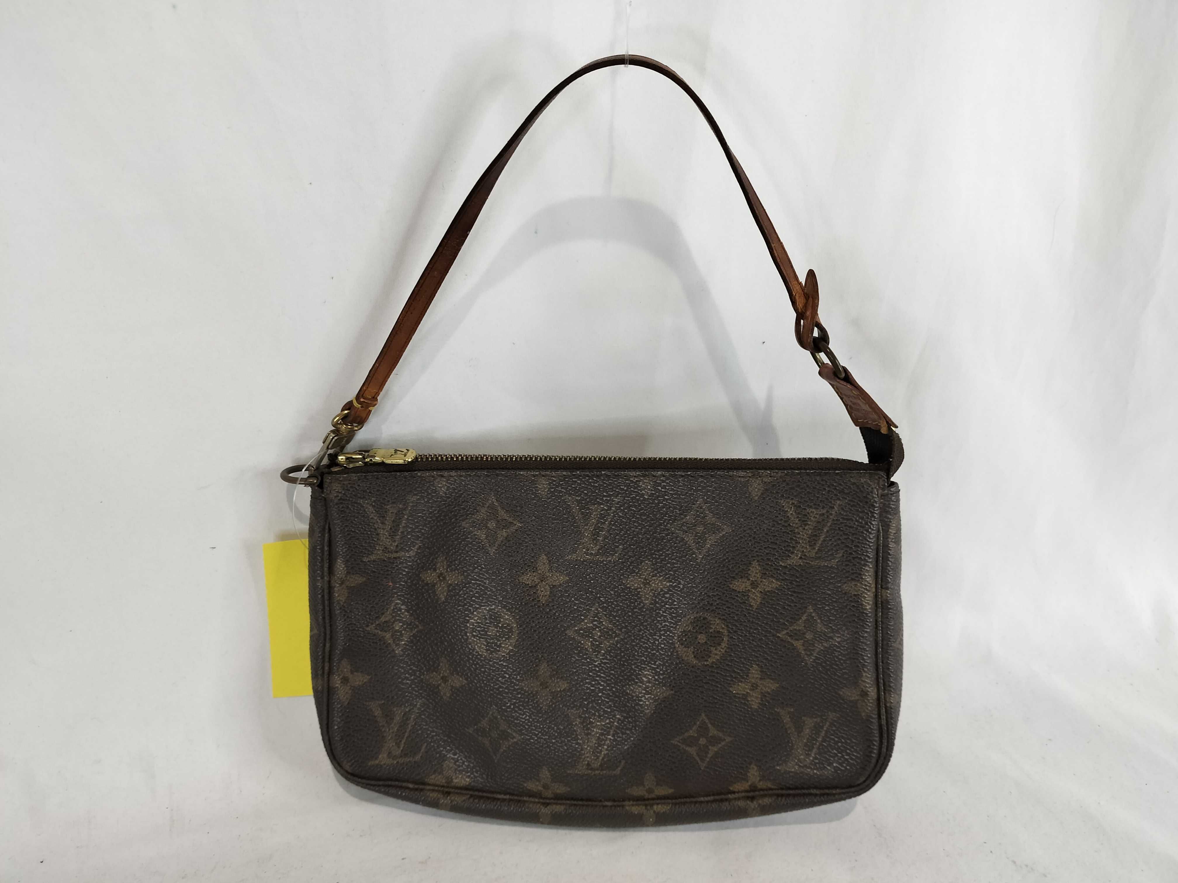 Monogram Accessoires Handbag (20% off)