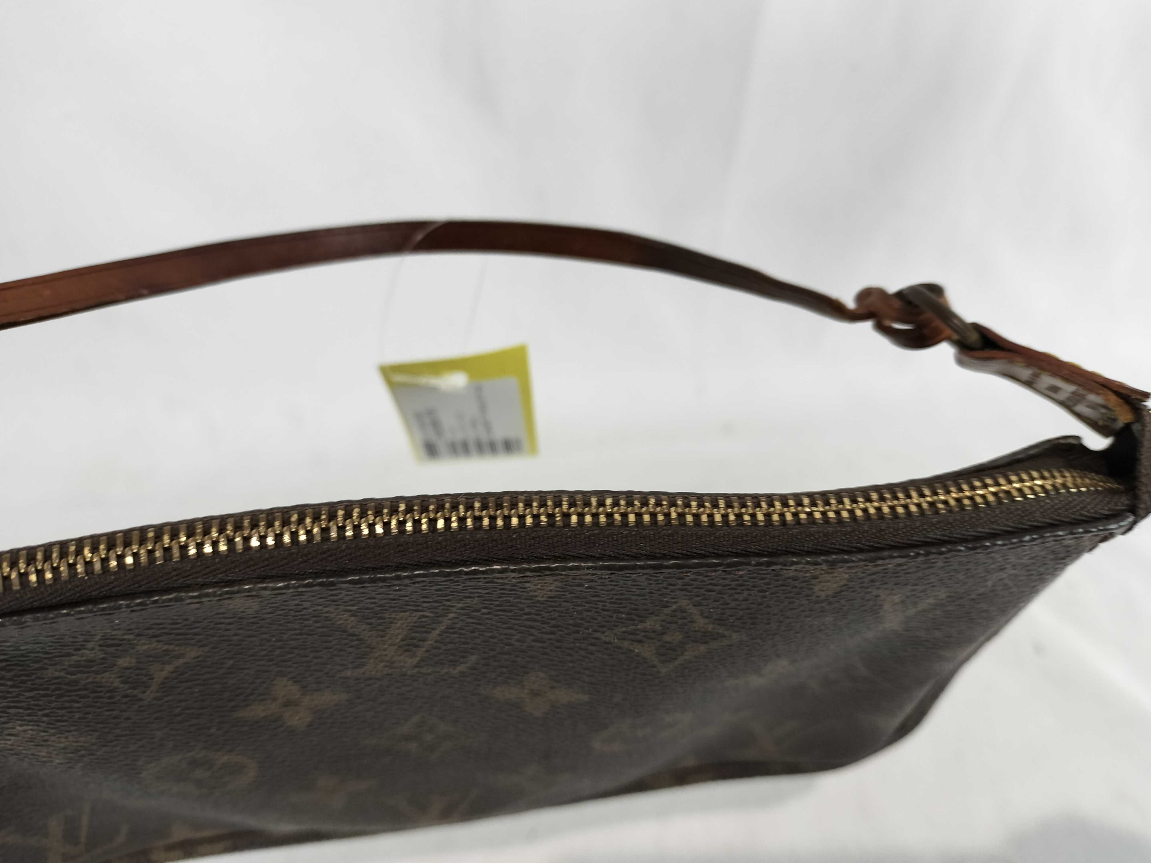 Monogram Accessoires Handbag (20% off) — view 8