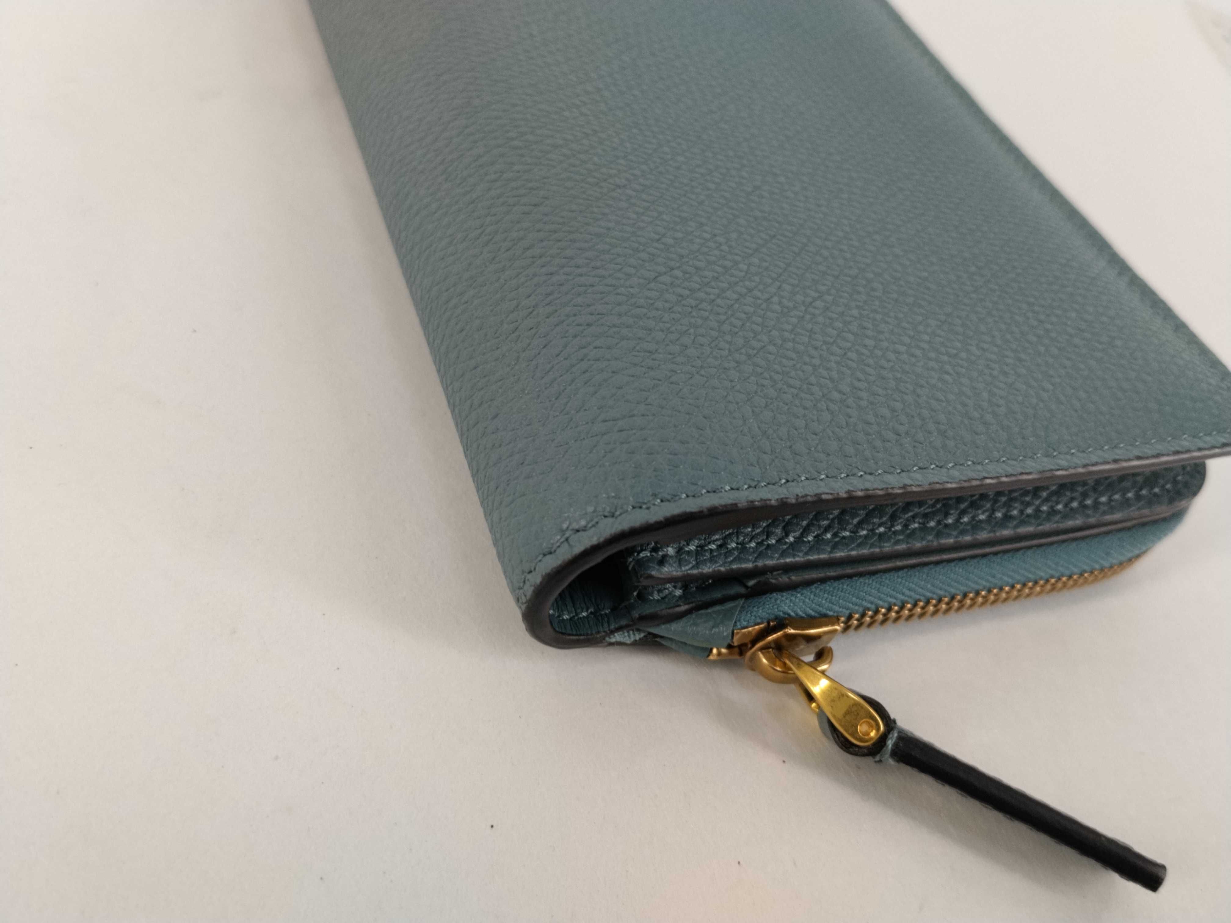 V logo light blue leather round zipper long wallet with box, dust bag, and product tag. — view 3