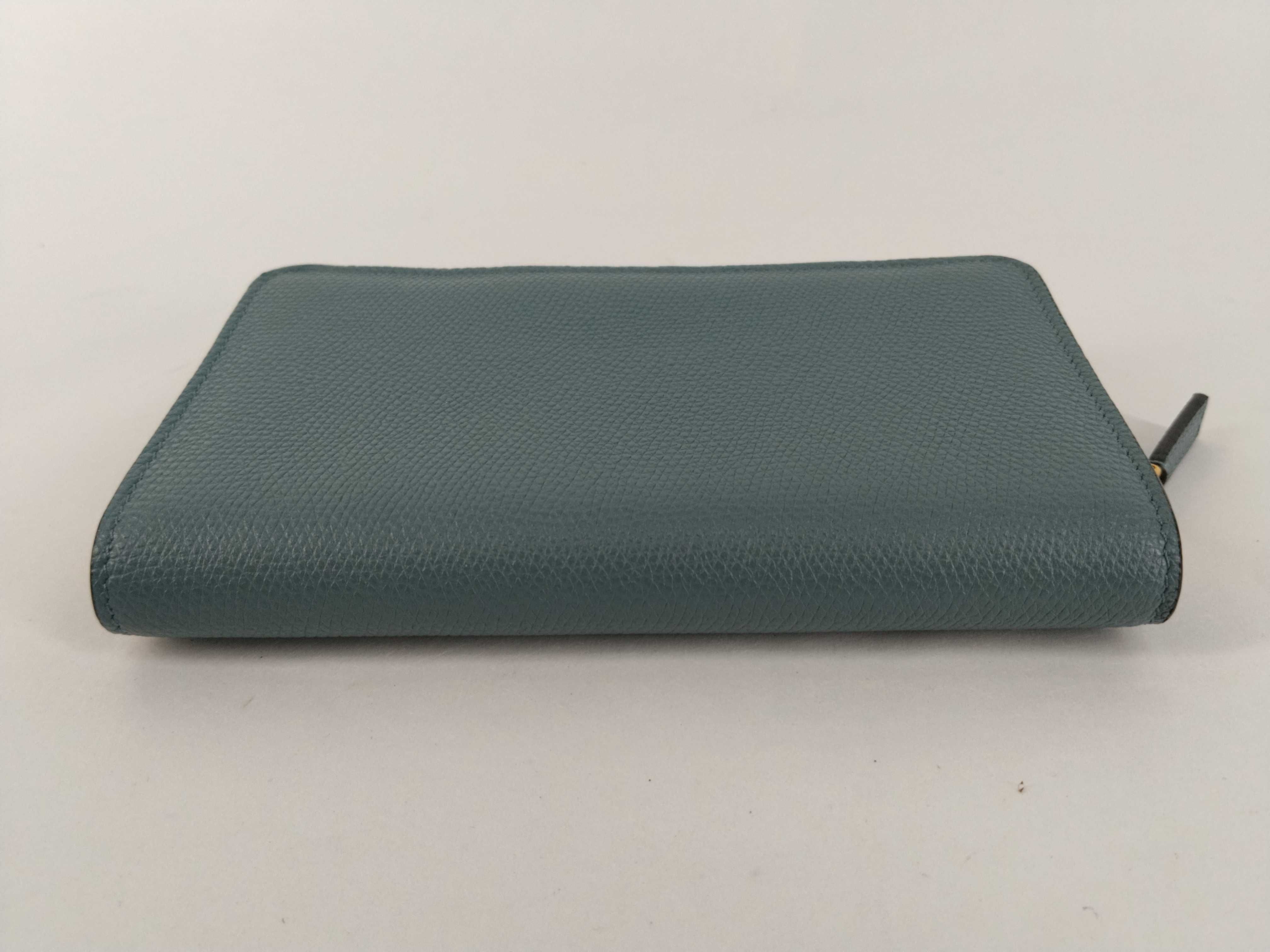 V logo light blue leather round zipper long wallet with box, dust bag, and product tag. — view 7