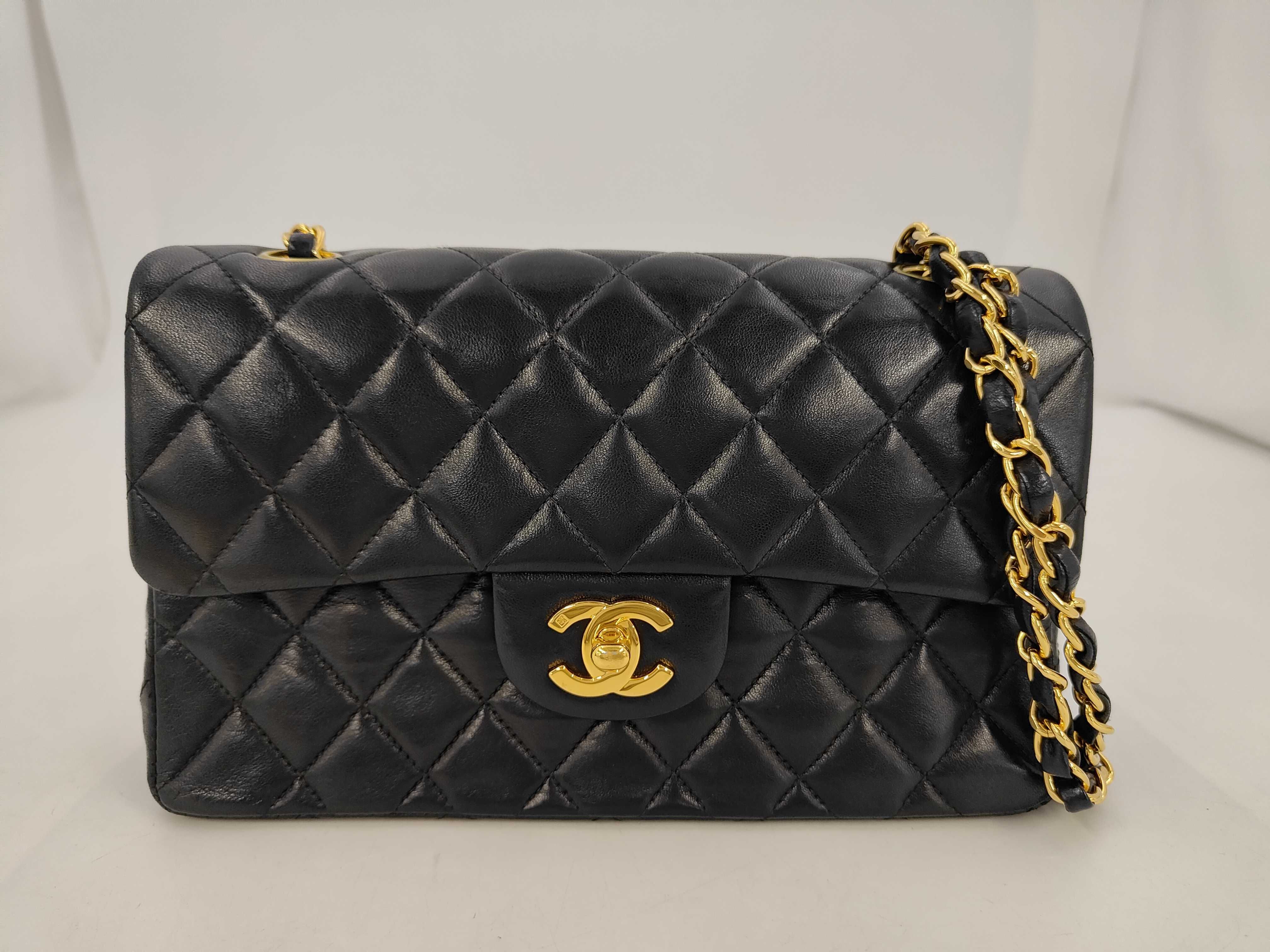 Matelassé Chain Shoulder Bag, Lambskin, Black Shoulder Bag
