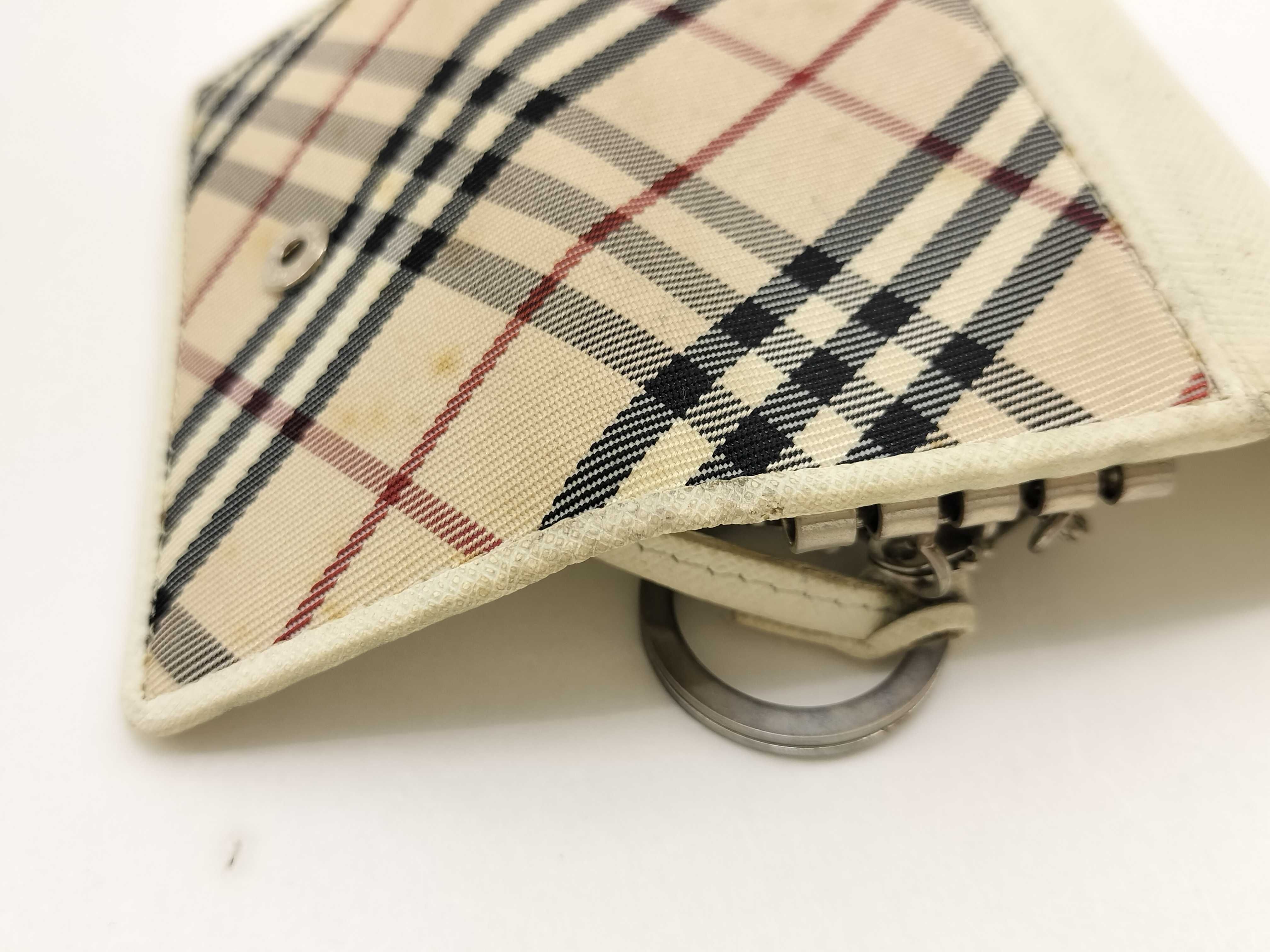4-Key Case — view 15