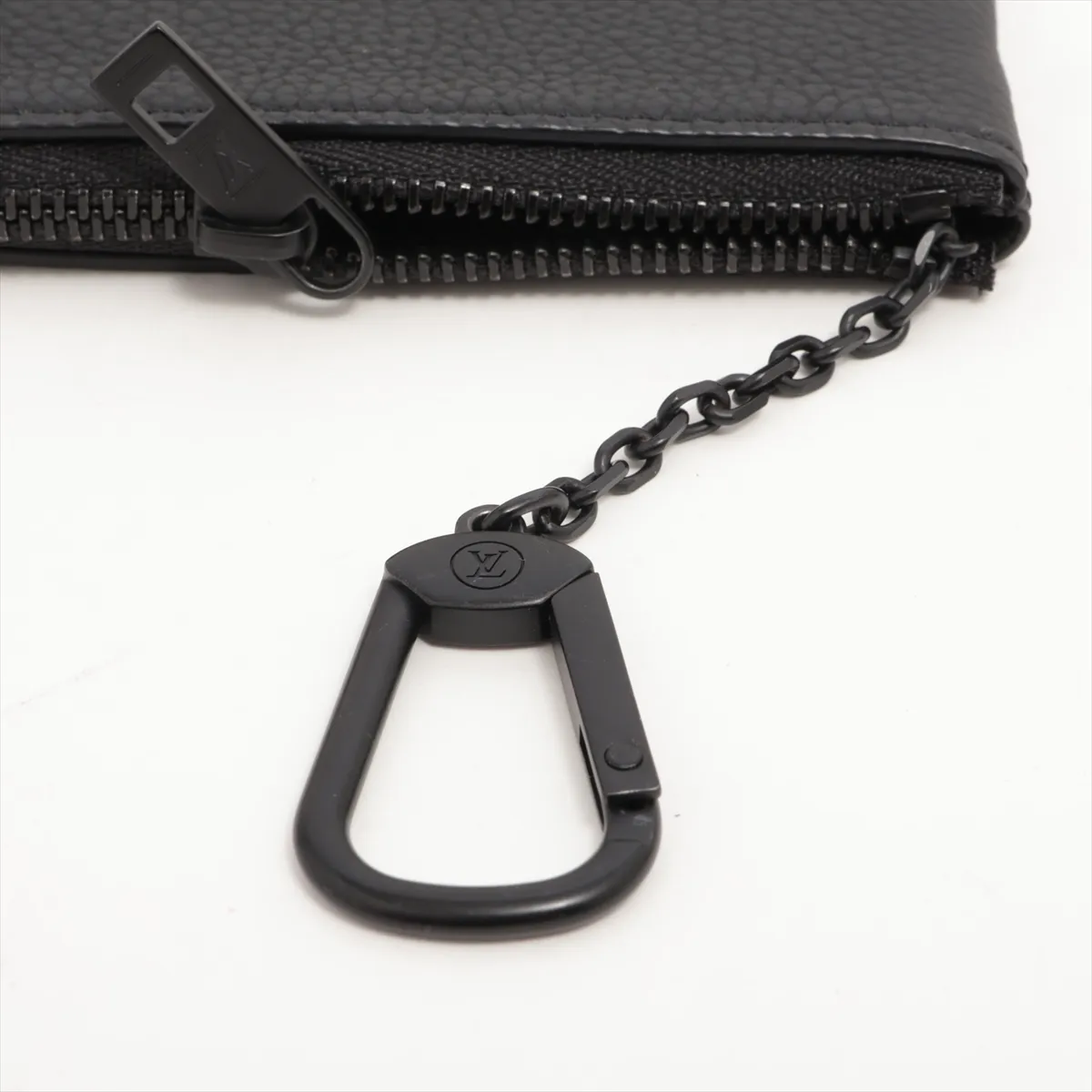 LV Aerogram Pochette Clé M81031 Serial Unknown Black Coin Case — view 8