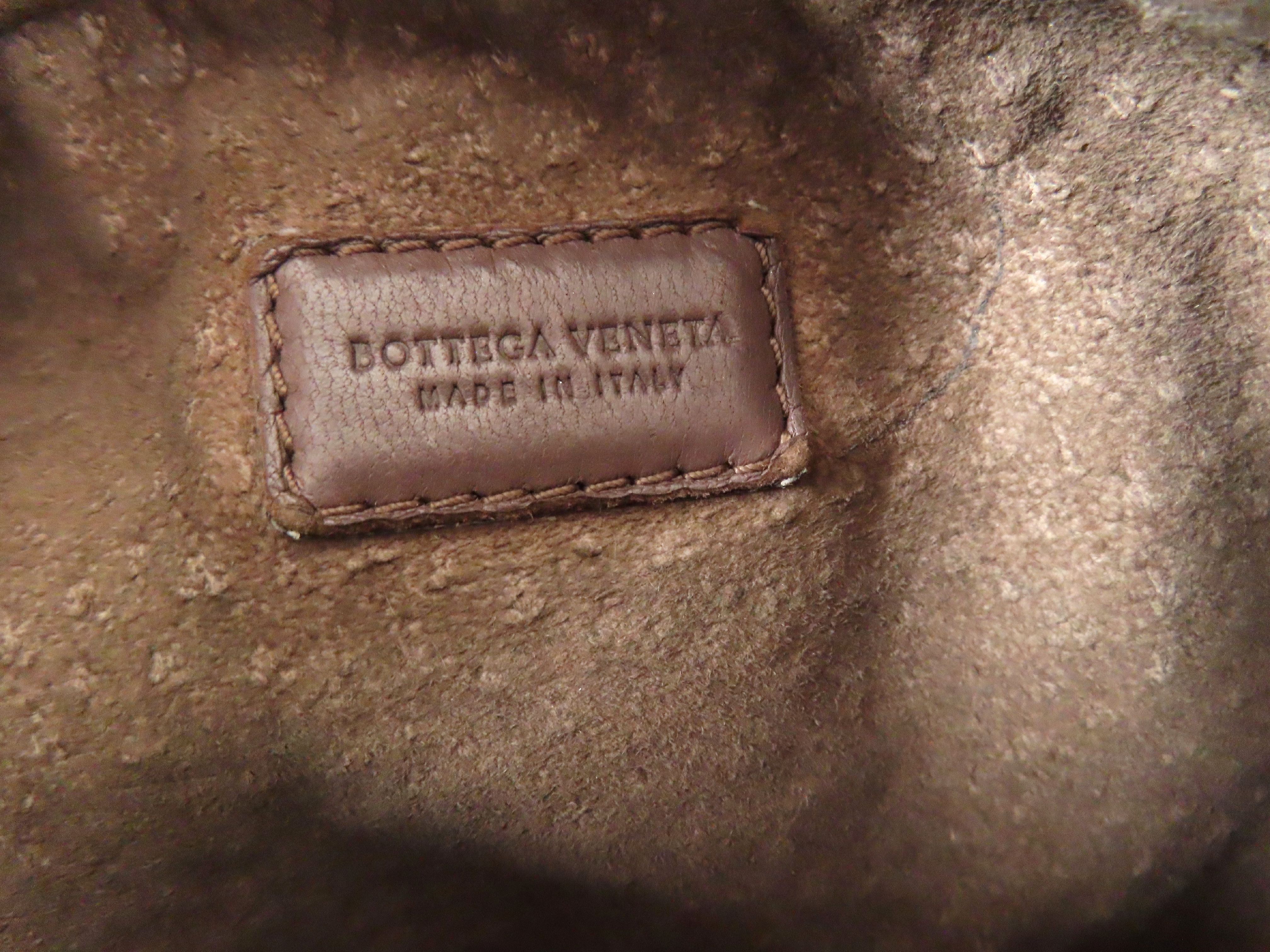 Intrecciato Handbag Accessory Brown Pouch — view 11