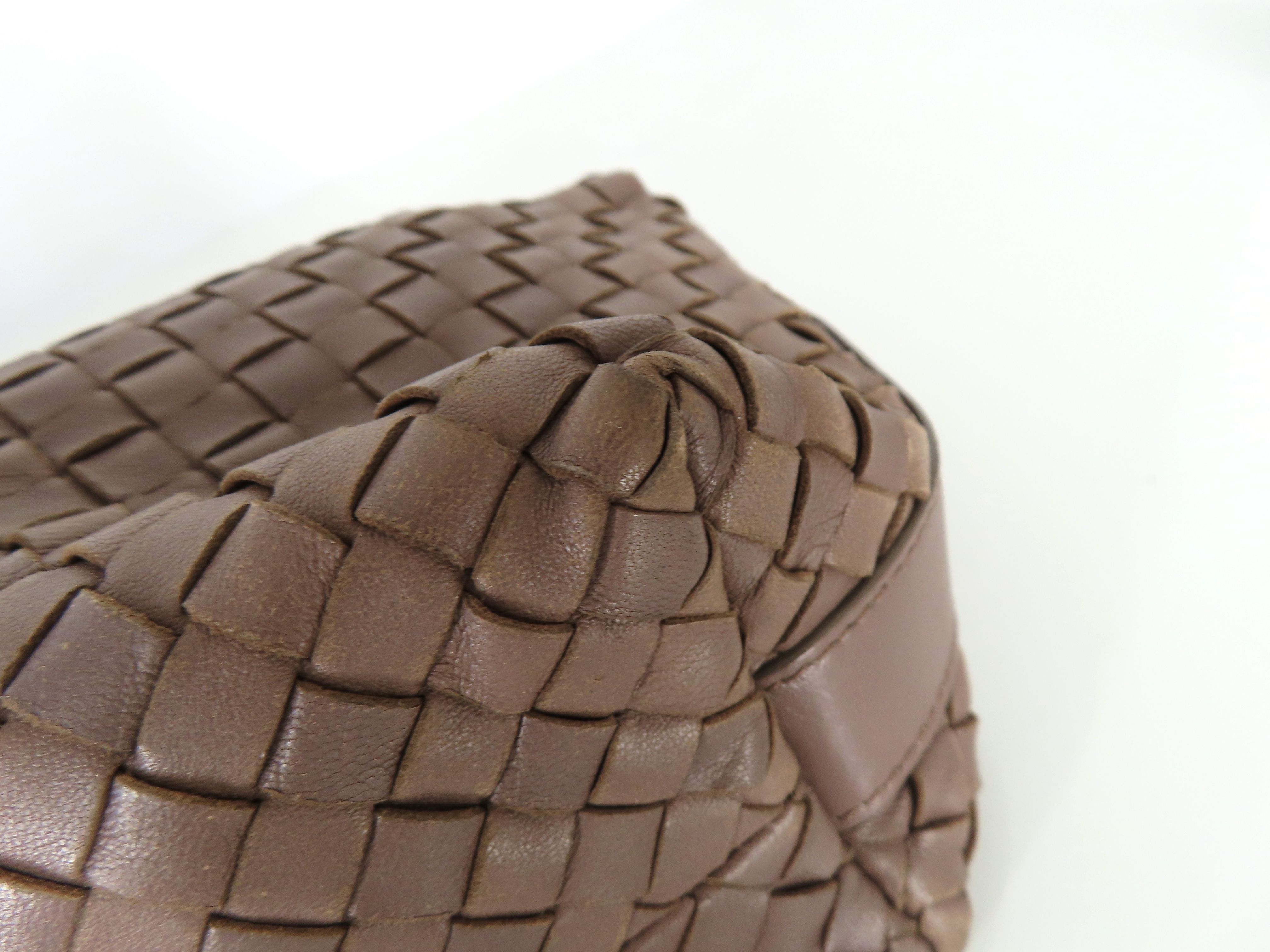 Intrecciato Handbag Accessory Brown Pouch — view 6
