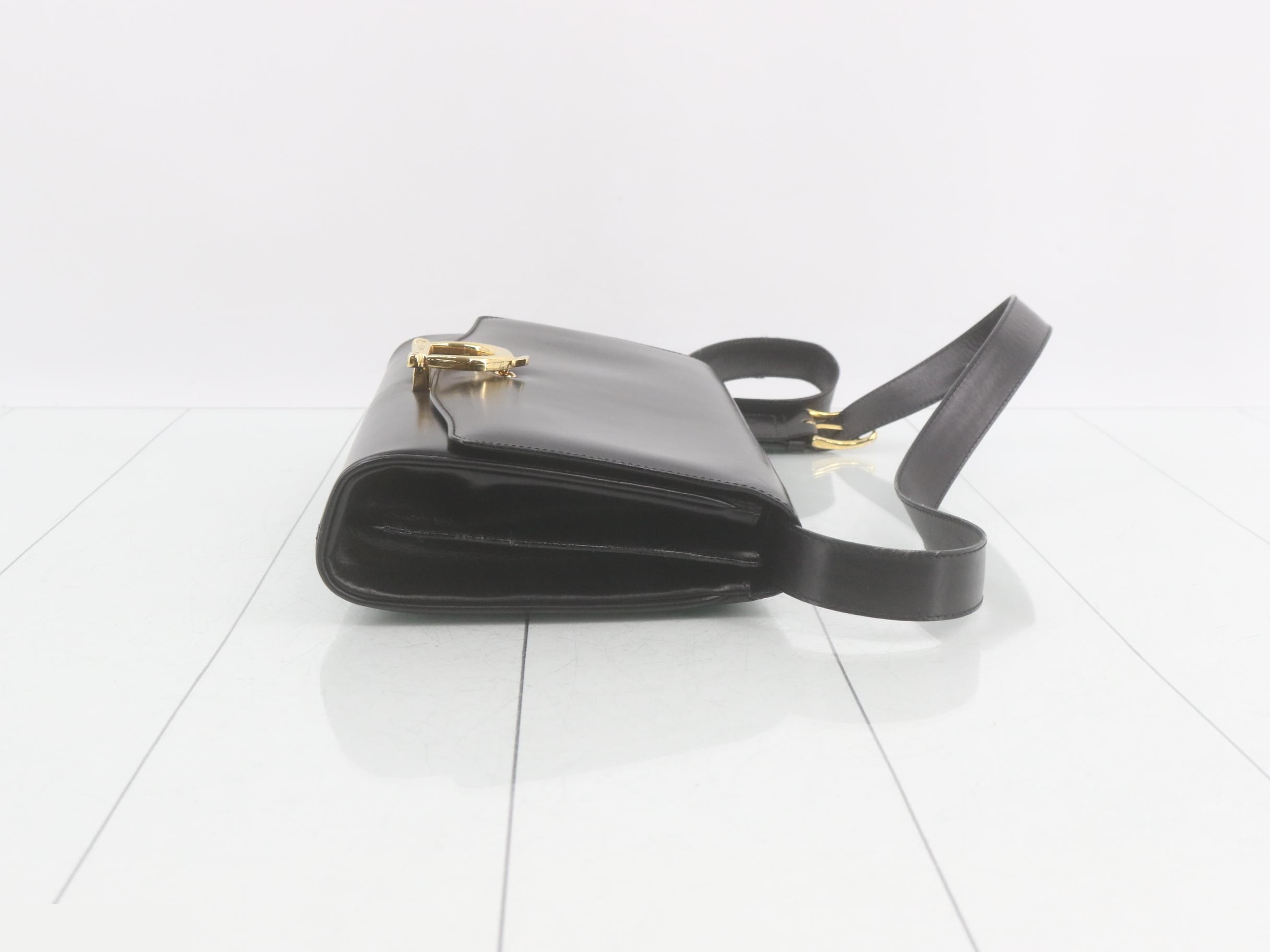 Leather shoulder bag — view 3