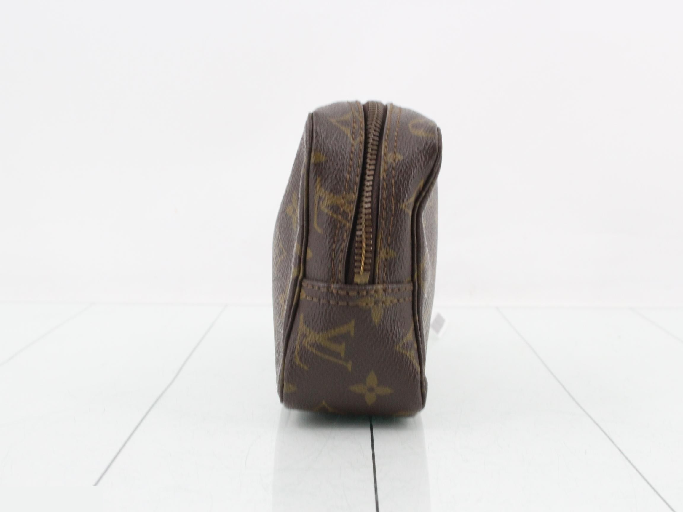 Monogram Trousseau Toilette 18 Pouch 822 — view 3