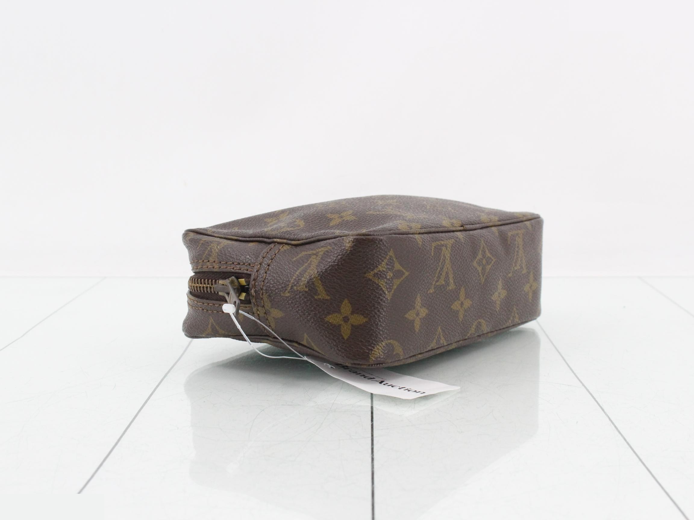 Monogram Trousseau Toilette 18 Pouch 822 — view 5