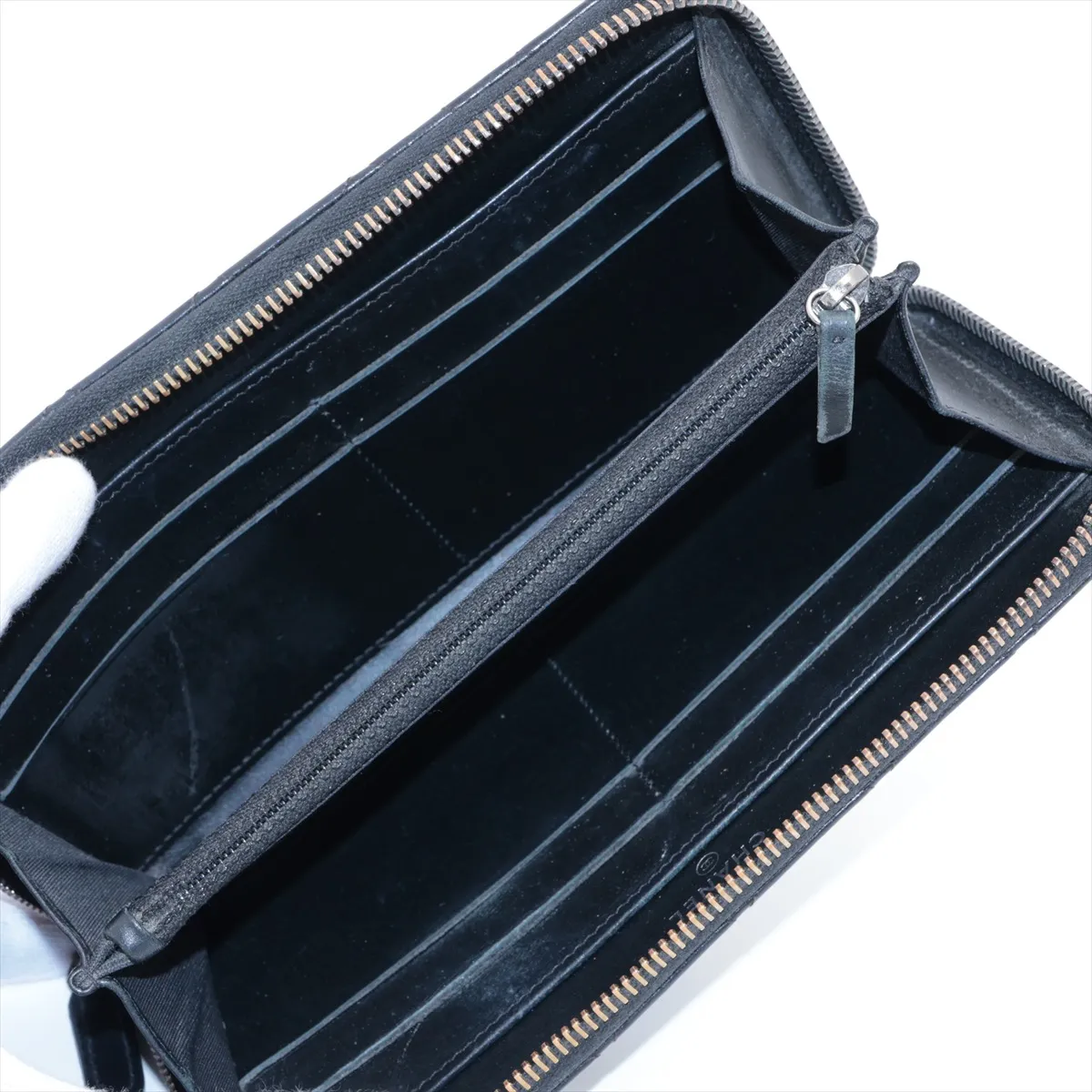 Coco Boy Lambskin Round Zip Wallet, Black with Silver Hardware, 20709736 — view 3