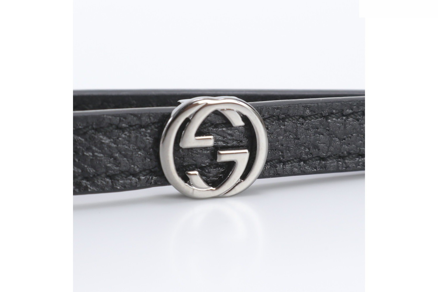 GG Interlocking G 115279 Leather Strap Charm — view 5